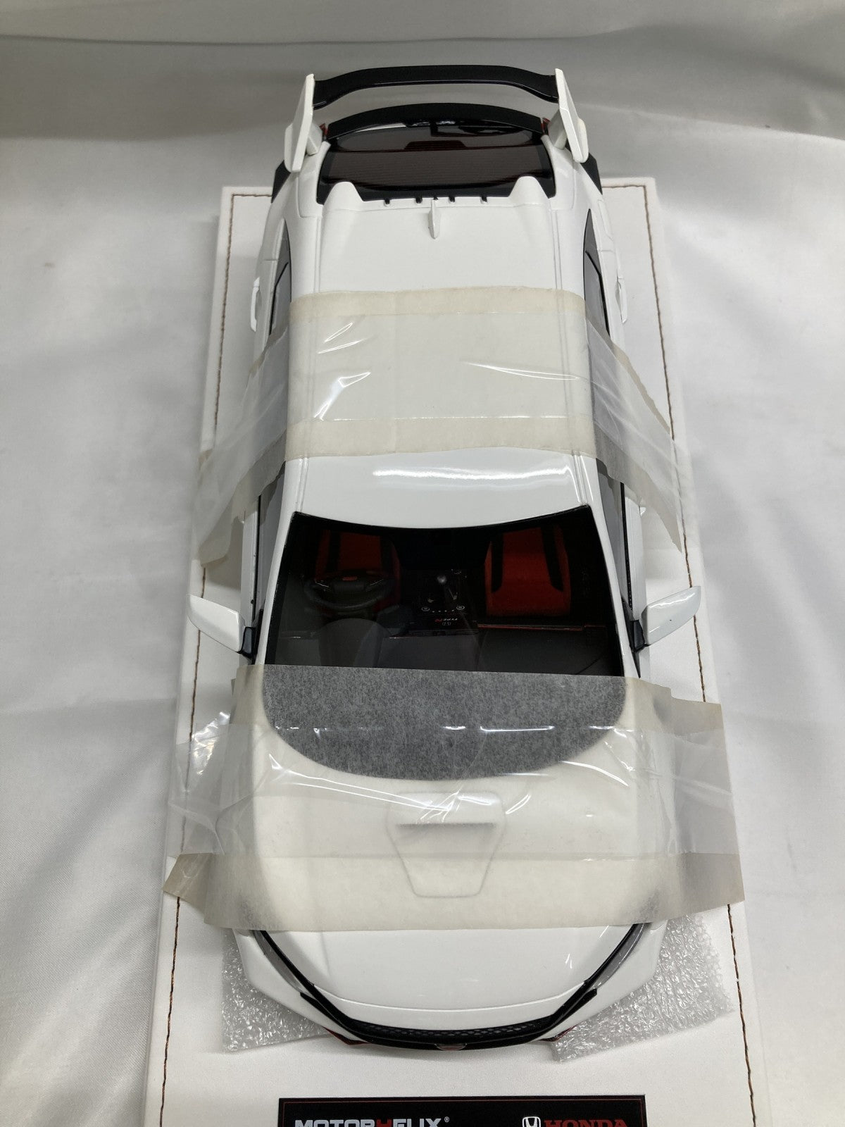 MOTORHELIX 1/18 HONDA CIVIC 2017 TYPE R スケールカー