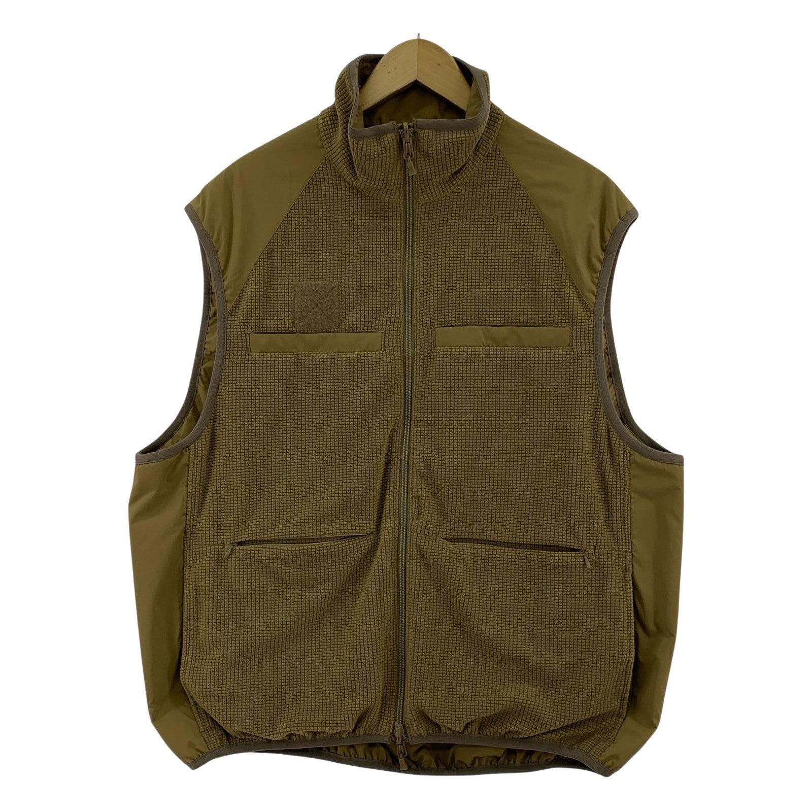ジャケット REVERSIBLE WIND SHIELD VEST M ブラウン