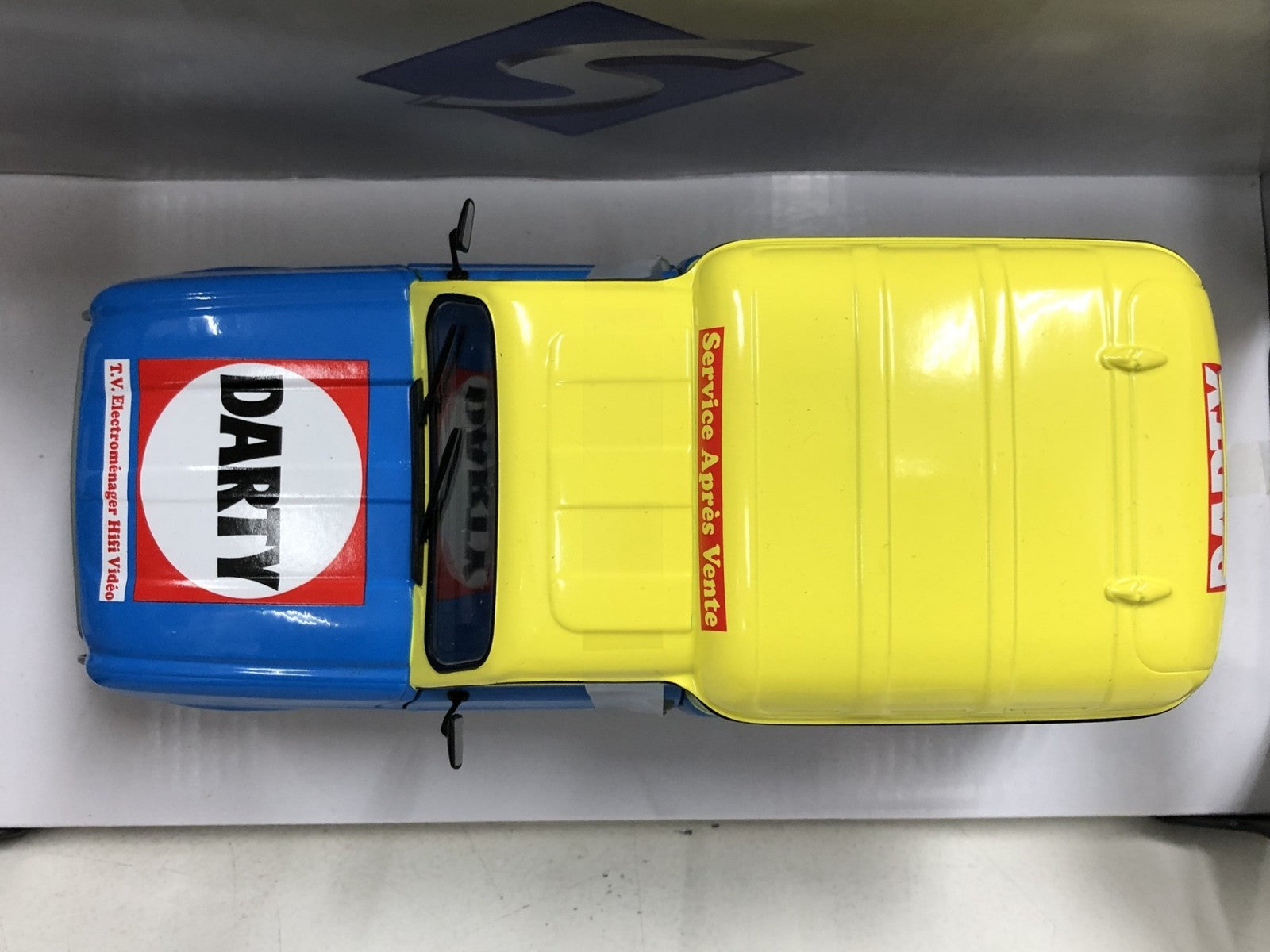 SOLIDO RENAULT - R4 F4 VAN DARTY 1988 スケールカー