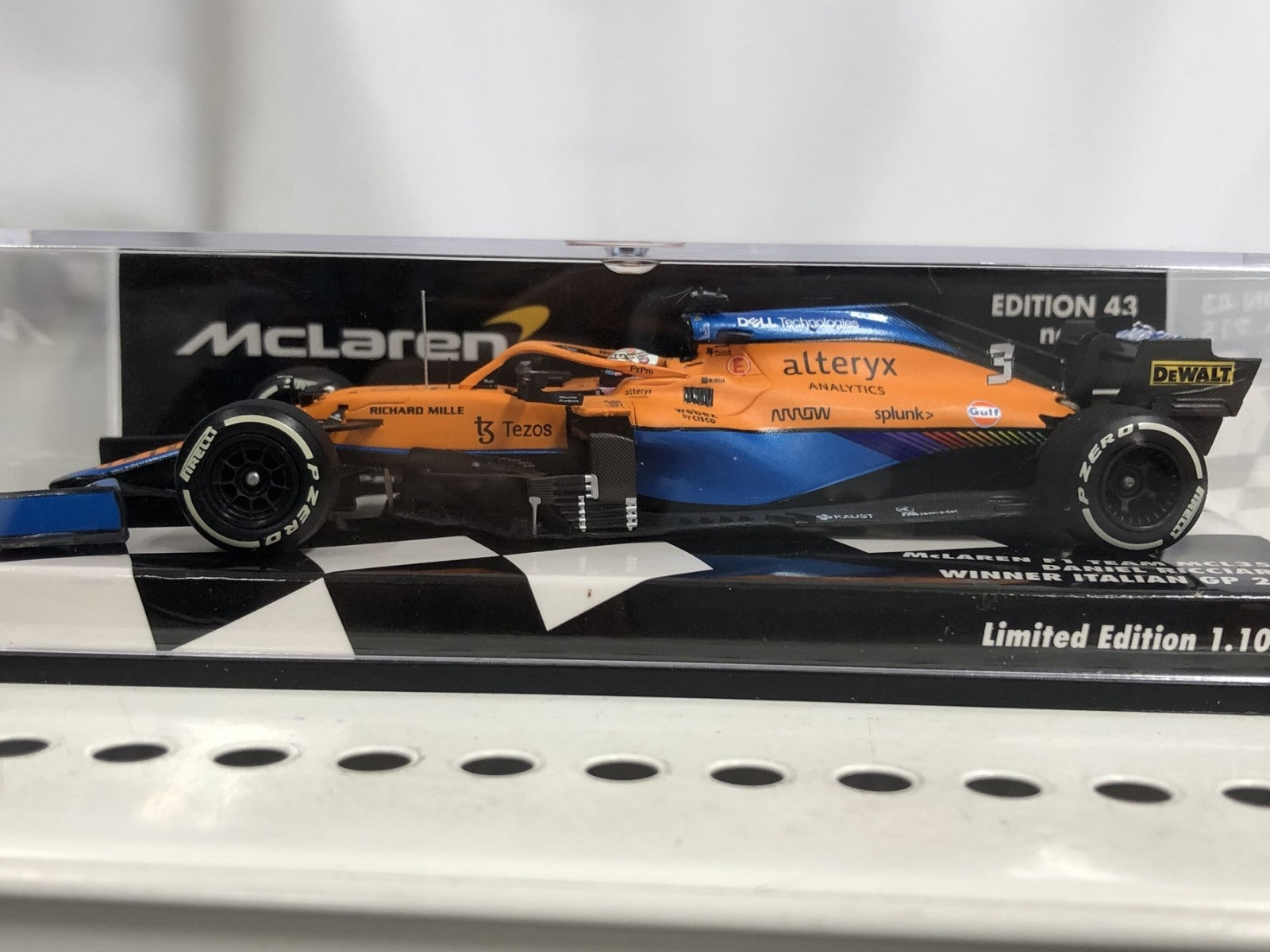 1/43 マクラーレン F1 チーム MCL35M スケールカー
