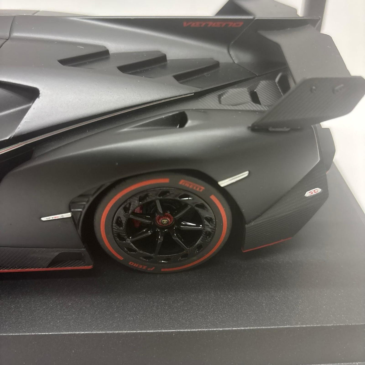 京商 1/18 ランボルギーニ ヴェネーノ 1/18スケールカー 京商 ランボルギーニ スケールカー