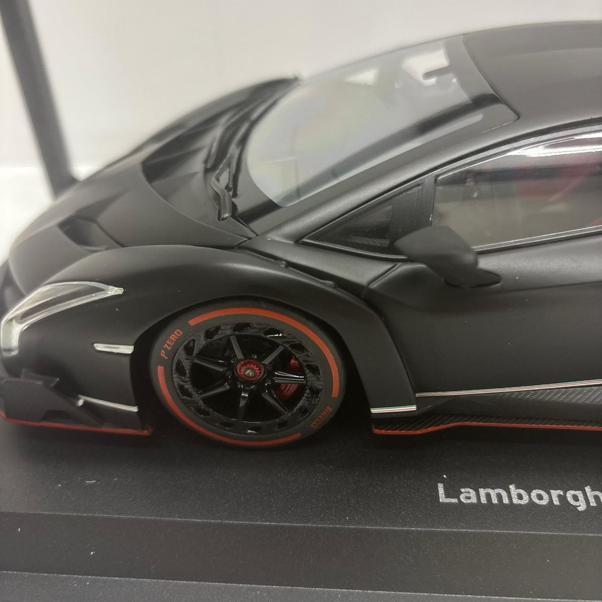 京商 1/18 ランボルギーニ ヴェネーノ 1/18スケールカー 京商 ランボルギーニ スケールカー