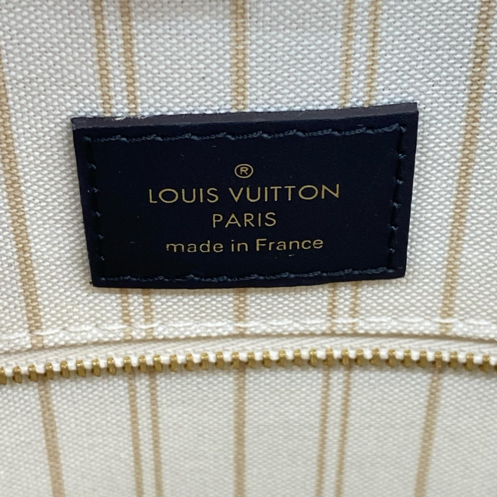 LV On The Go M44675