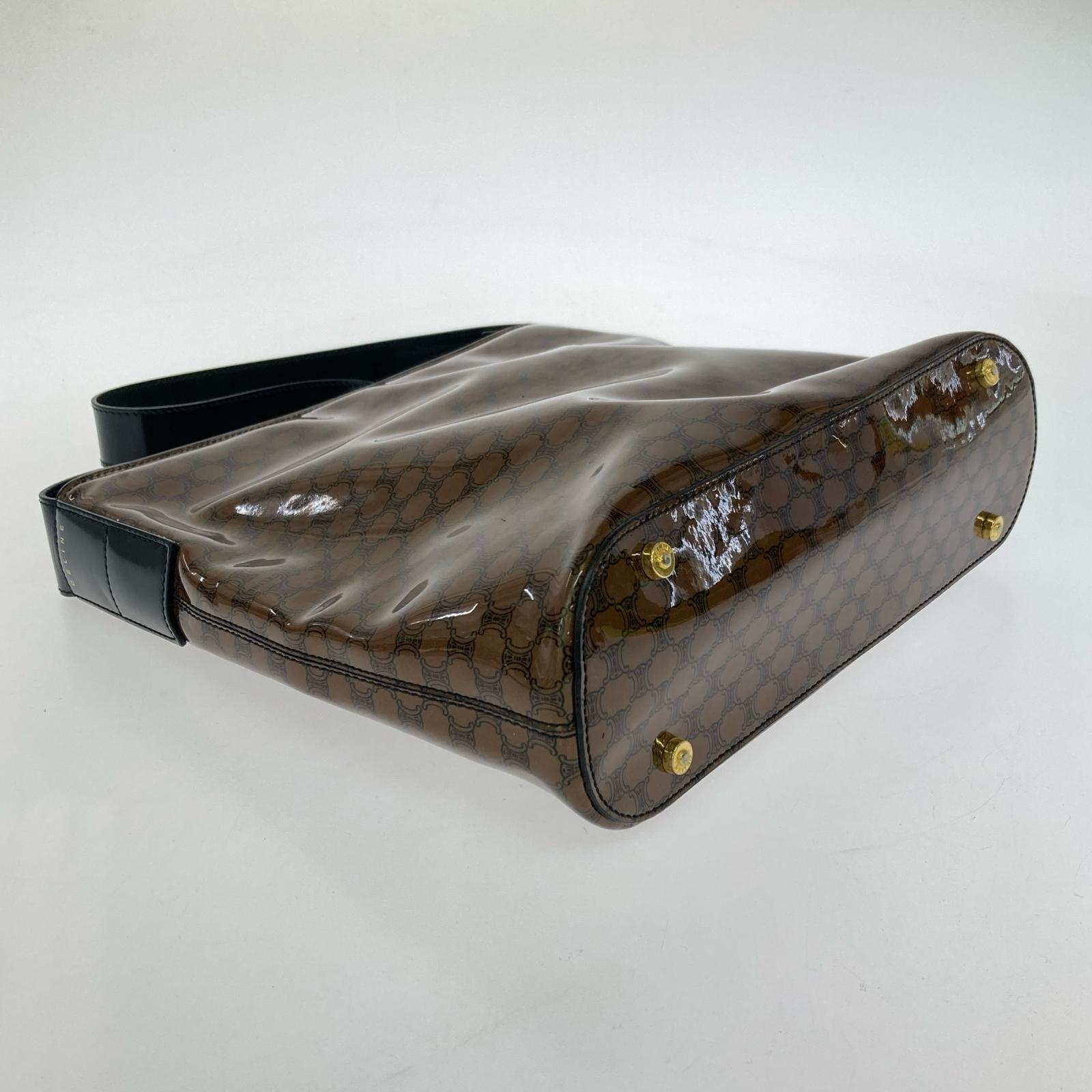 CELINE エナメル マカダム ショルダーバッグ