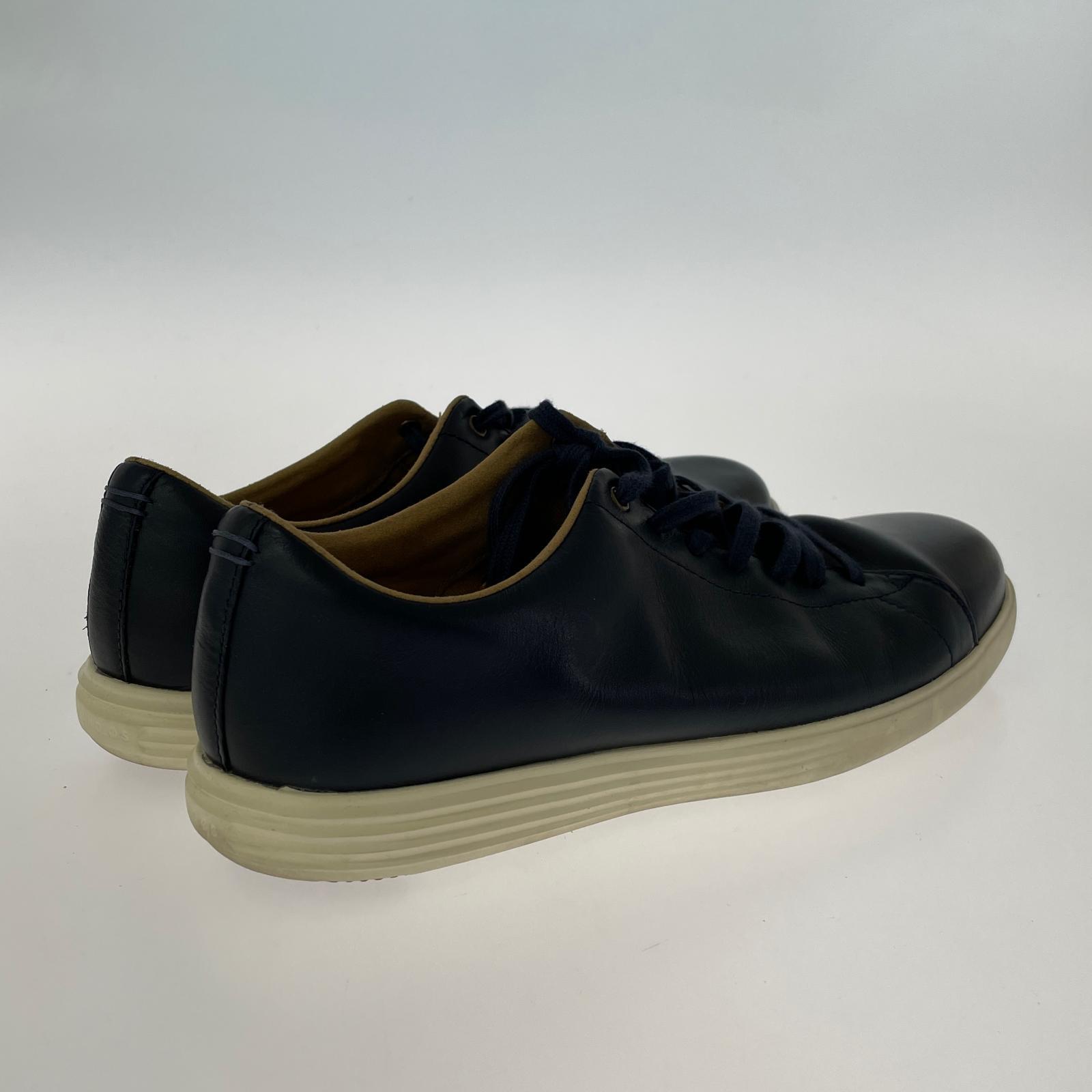 スニーカー ground crosscourt navy 25.5