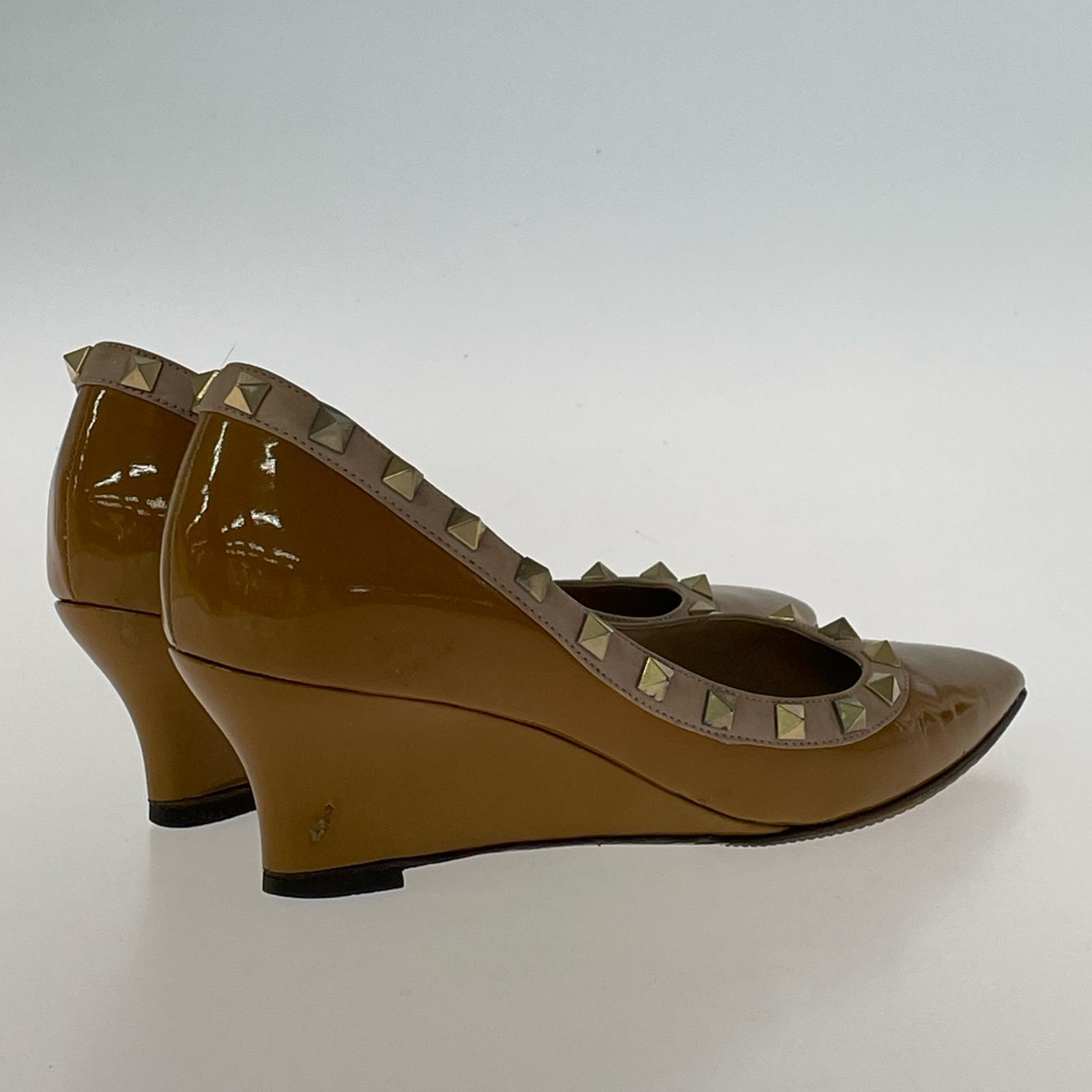 パンプス VALENTINO GARAVANI パンプス・ヒール ブラウン