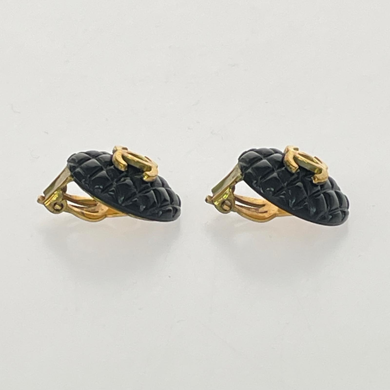 CHANEL イヤリング 黒