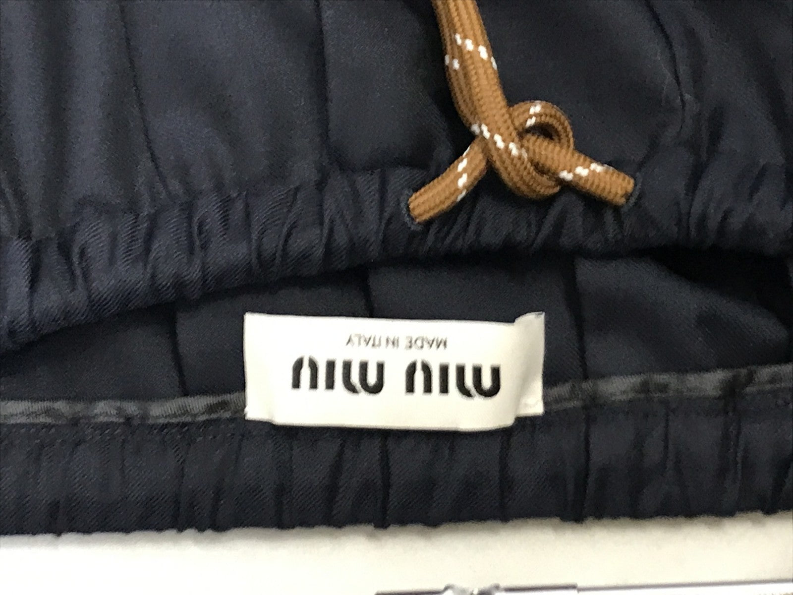 miumiu バダヴィアプリーツスカート