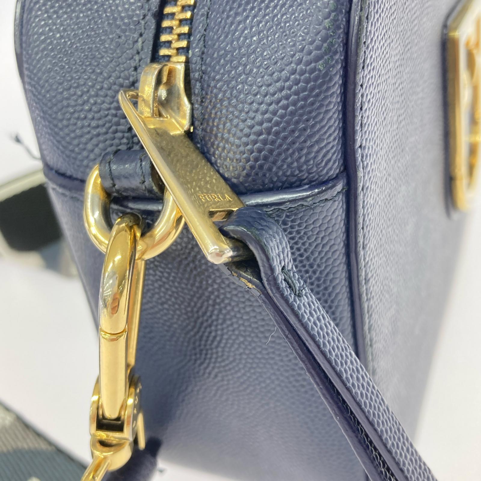ショルダーバッグ BRAVA MINI CROSSBODY ネイビー