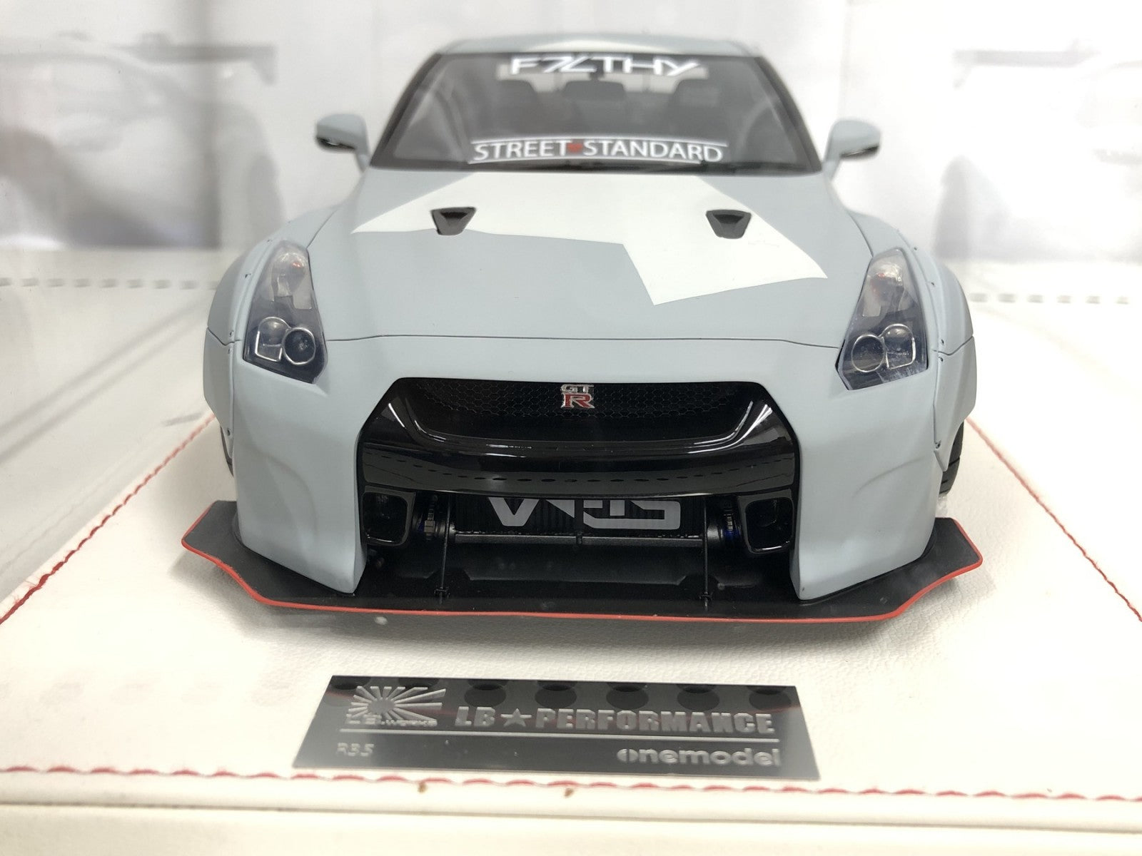 1/18 LB-WORKS R35 GT Wing J20 ※特別パッケージ仕様 スケールカー