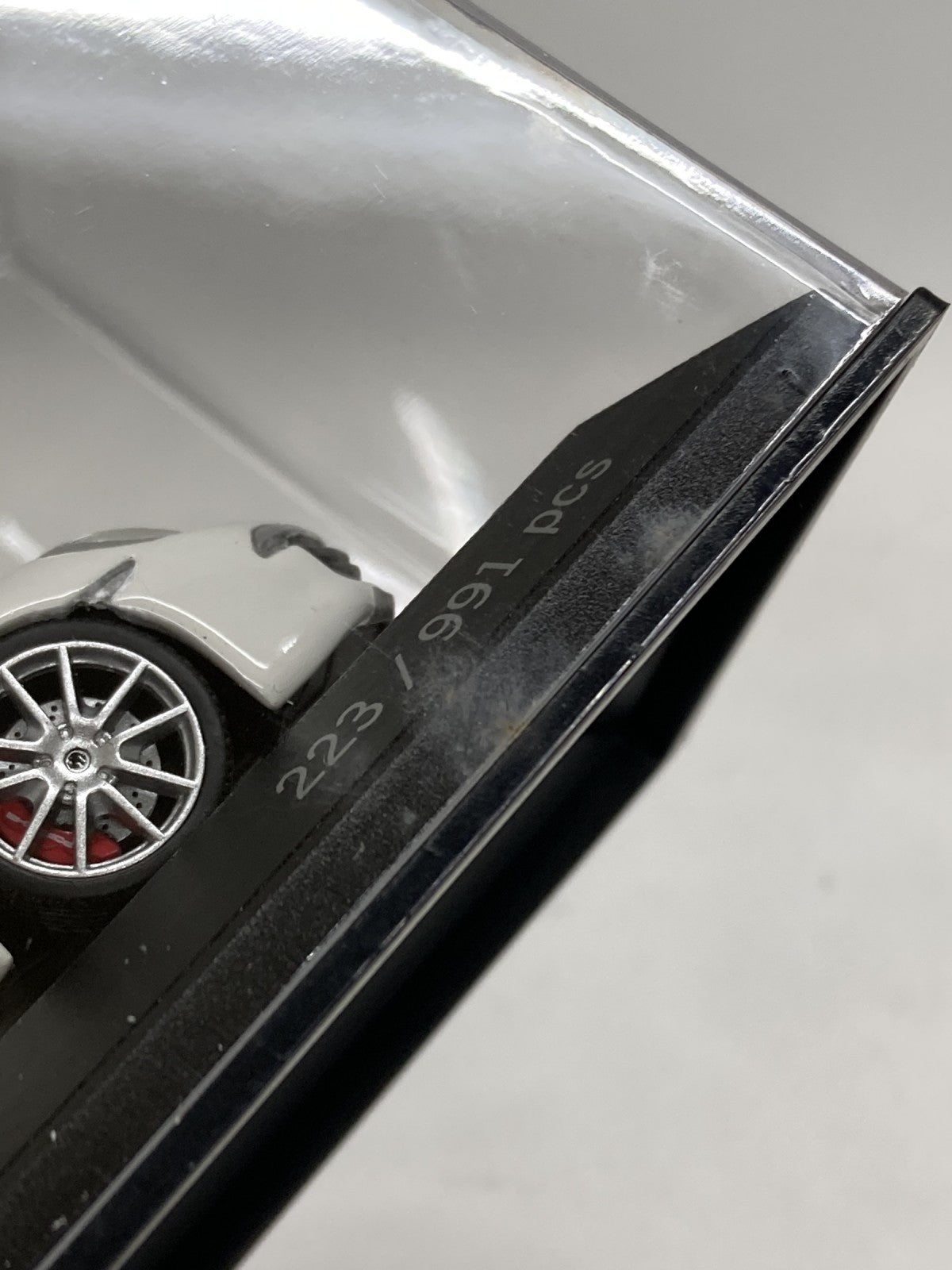 1/43 ポルシェ 911 カレラ S ホワイト スケールカー