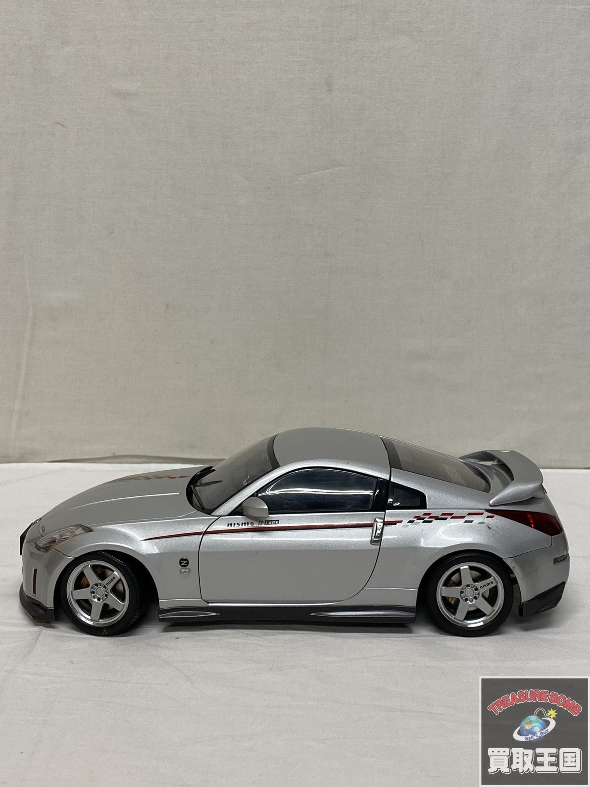 AUTOart Nissan nism S-tune スケールカー