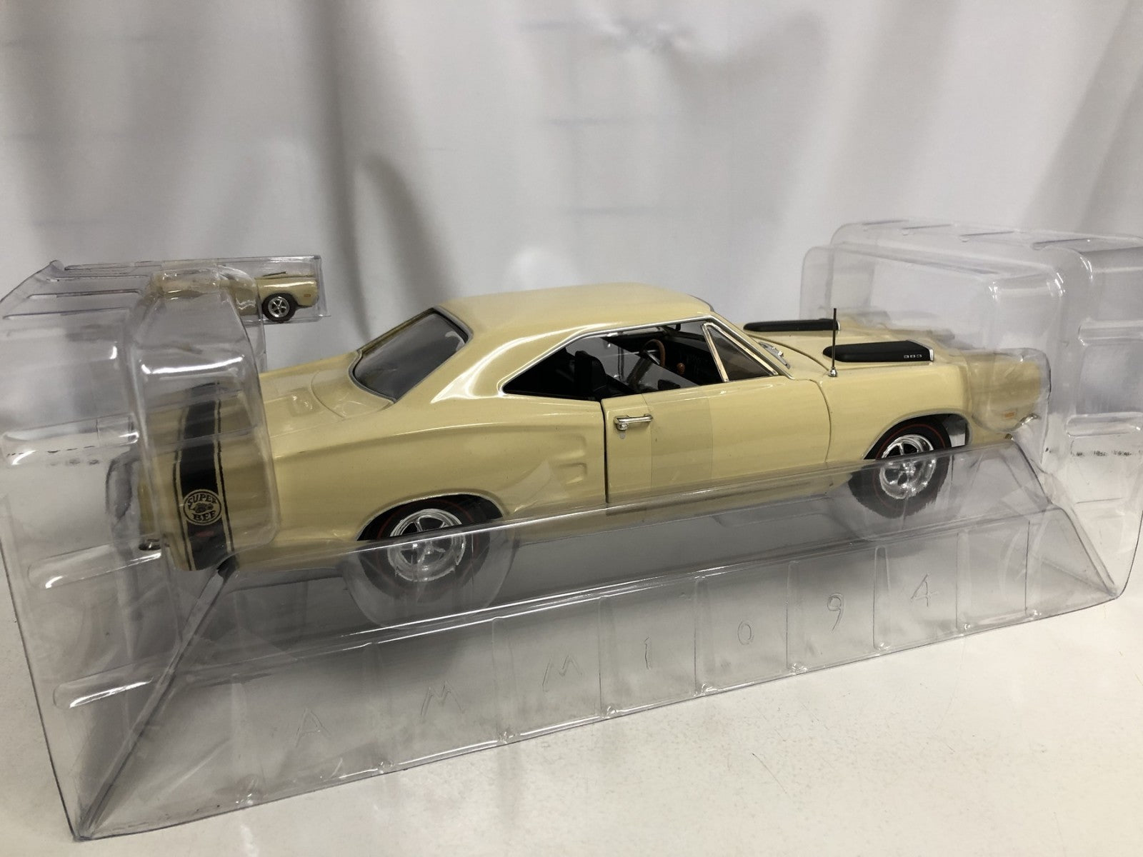 1969 Dodge Coronet Super Bee スケールカー