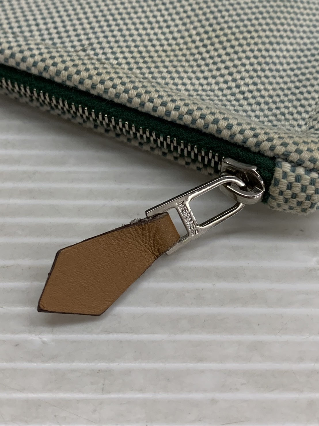 HERMES Hティサージュ ポーチ クラッチバッグ