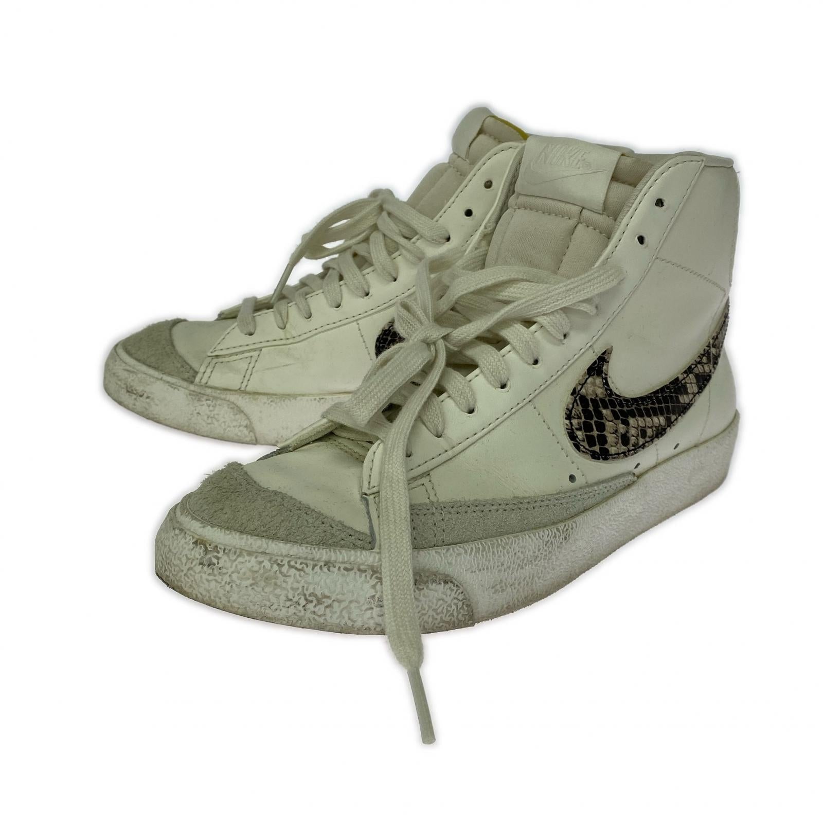 スニーカー BLAZER MID 77 SE 25.0cm 25cm (US7 UK6 1/2 EU40) ホワイト