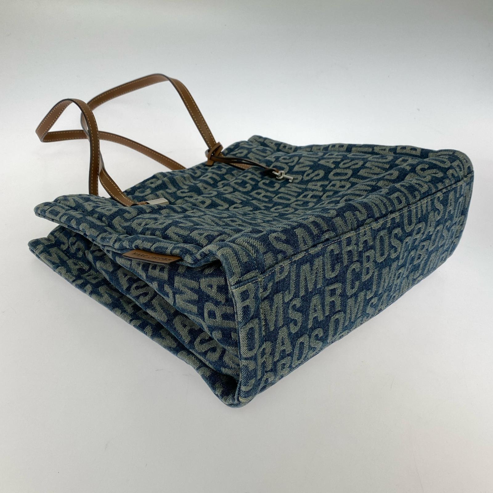 トートバッグ MARC JACOBS Washed Monogram Blue Denim Tote Bag
