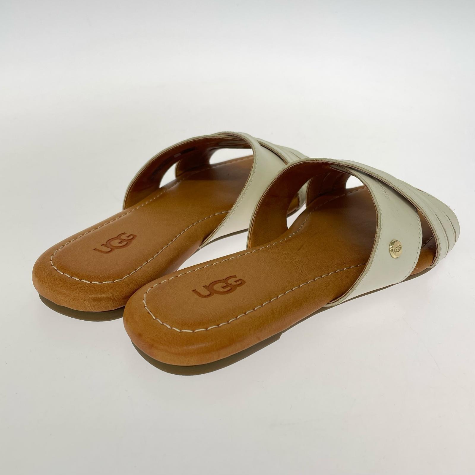 その他靴 UGG Kenleigh Slide ホワイト