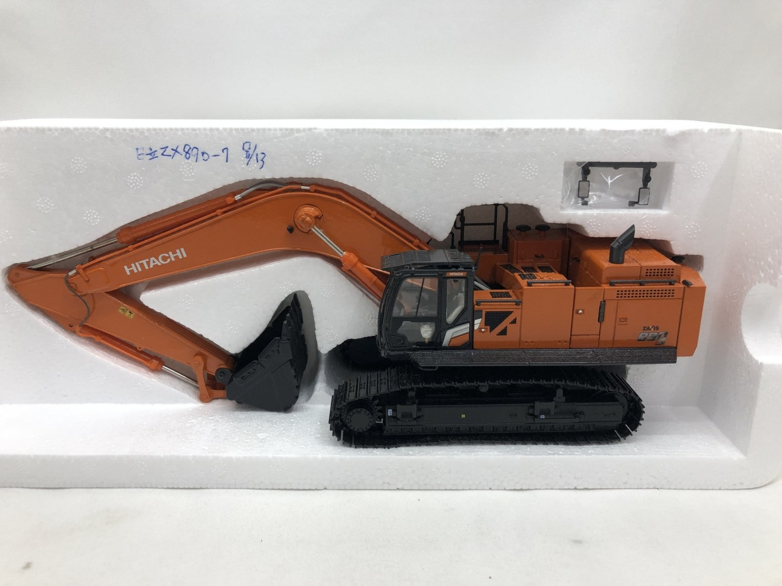 日立建機 1/50 ZAXIS890 ミニカーその他