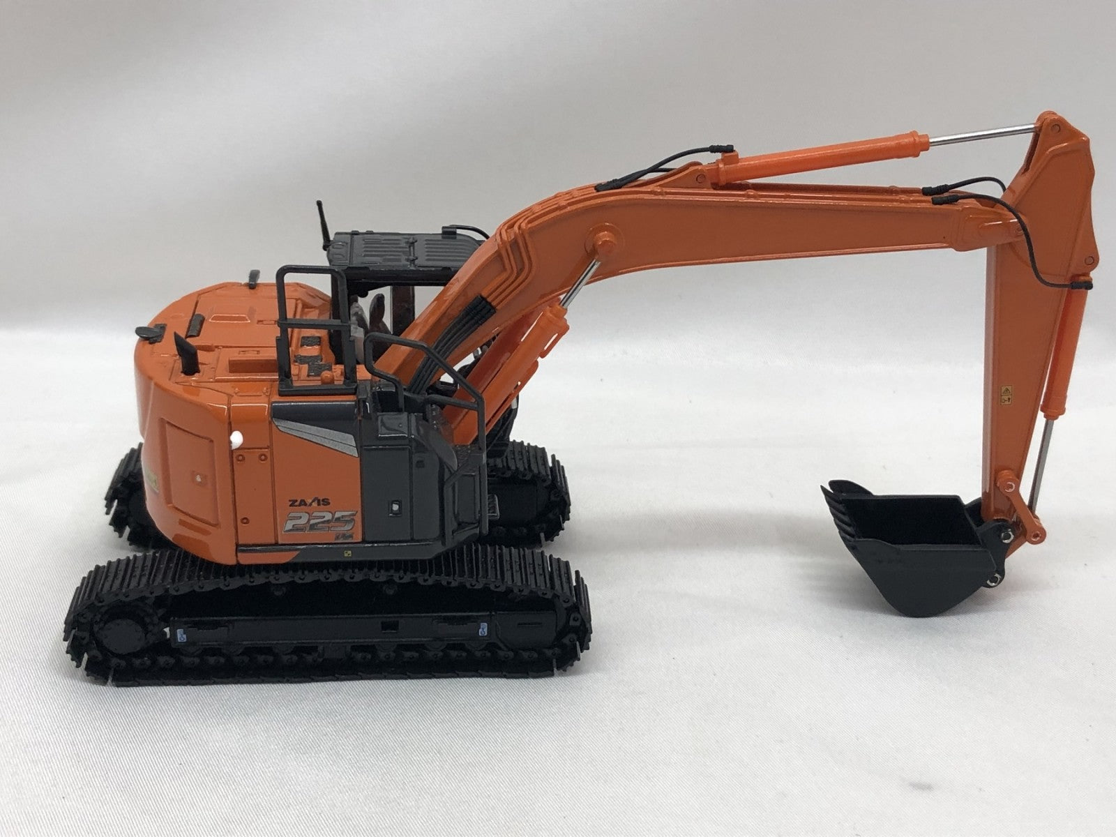 日立建機 1/50 ZAXIS225US ミニカーその他