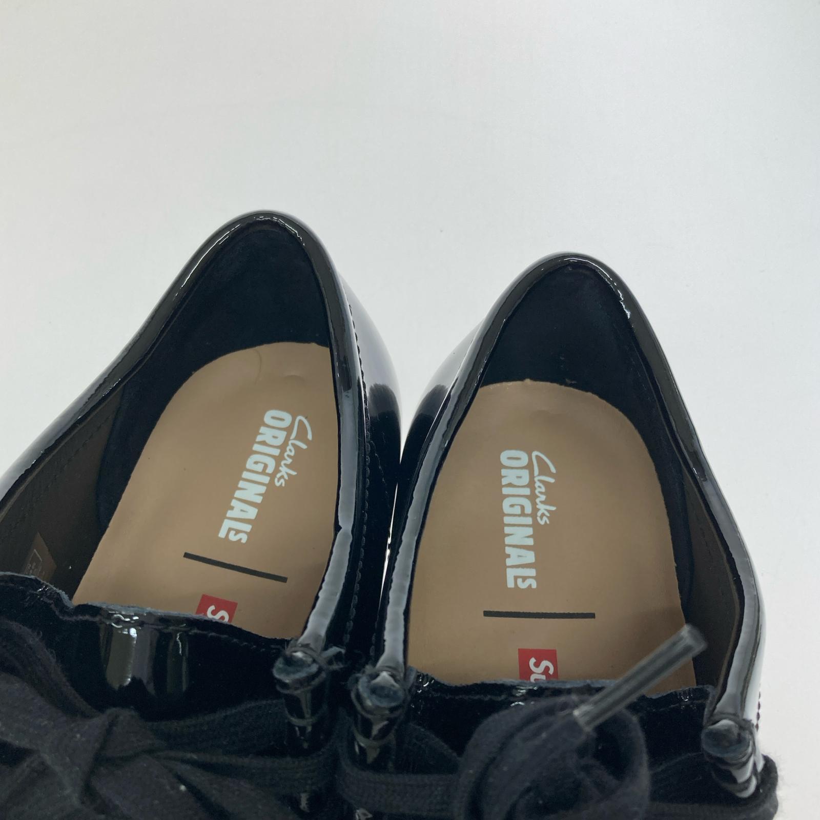 シューズ SUPREME/PATENT LEATHER WALLABEE/黒 ブラック