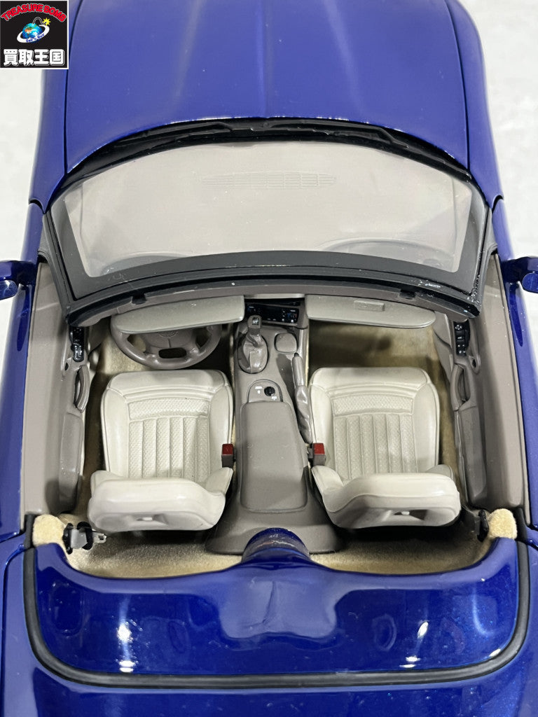AUTOart 1/18 Chevrolet Corvette 2004 スケールカー