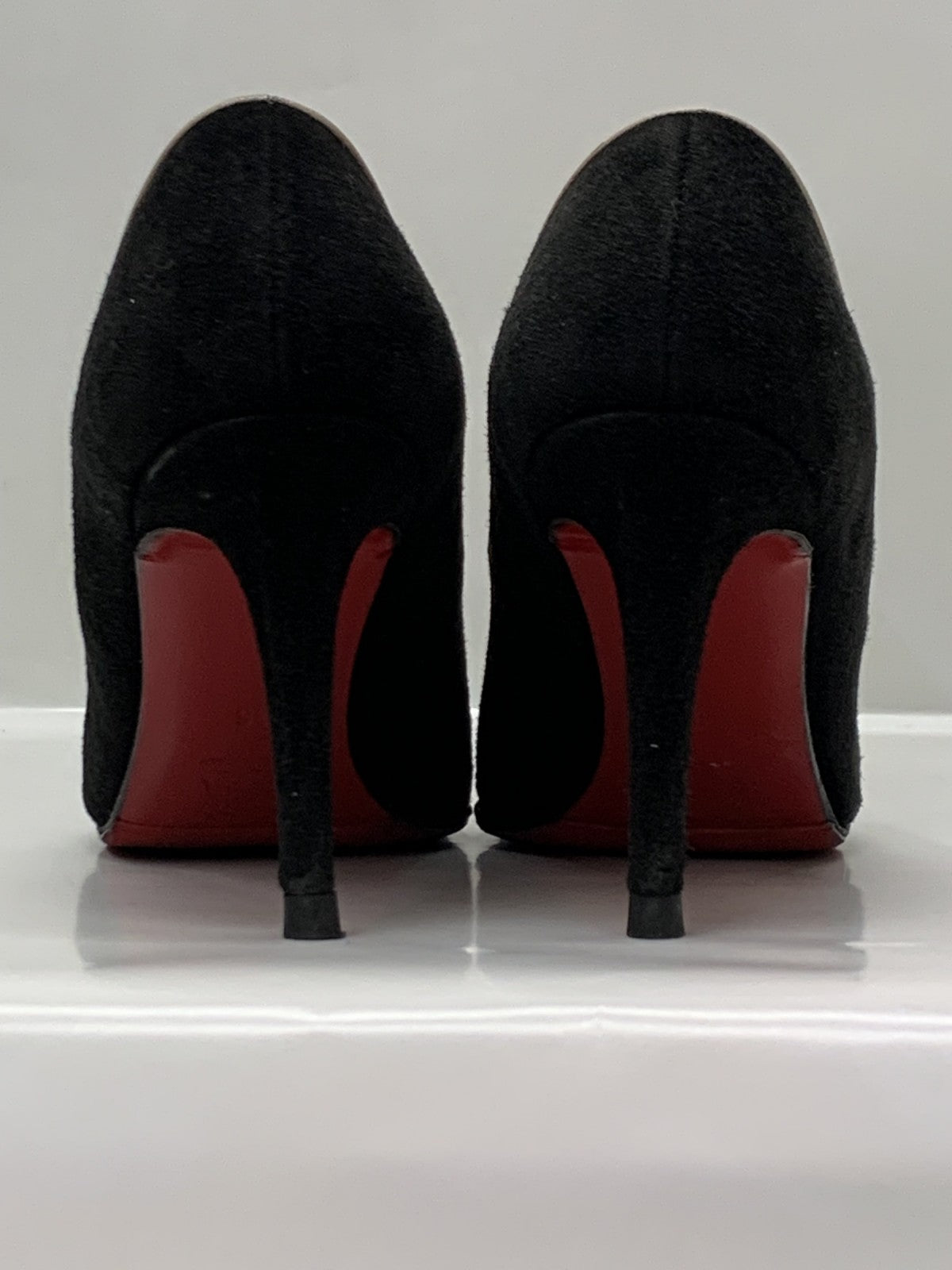 CHRISTIAN LOUBOUTIN パンプス