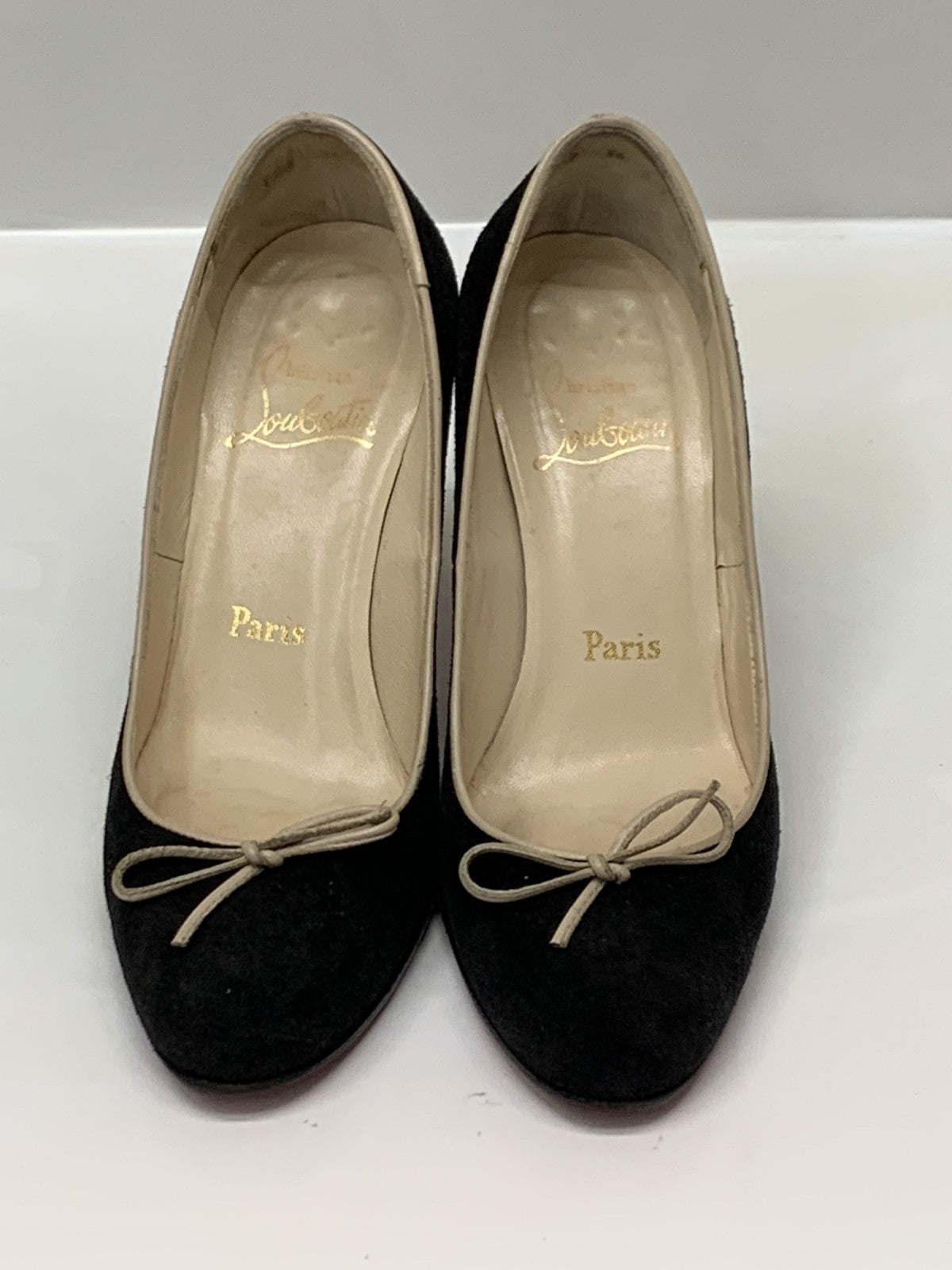 CHRISTIAN LOUBOUTIN パンプス