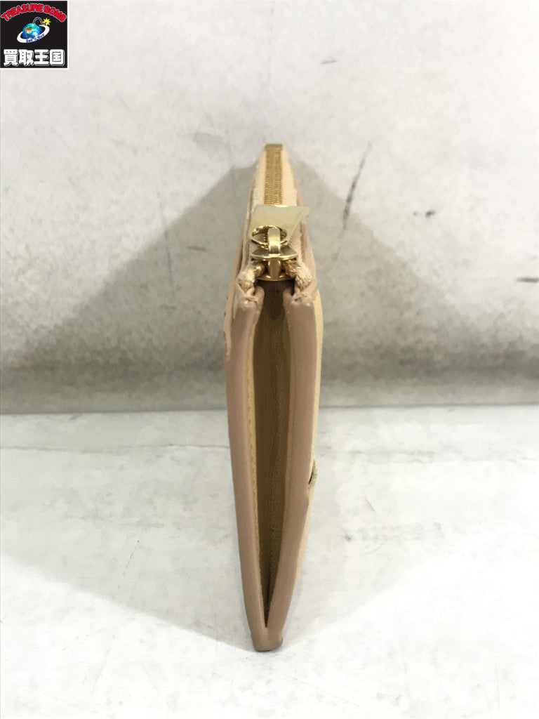BOTTEGA VENETTA マキシイントレチャート カードケース