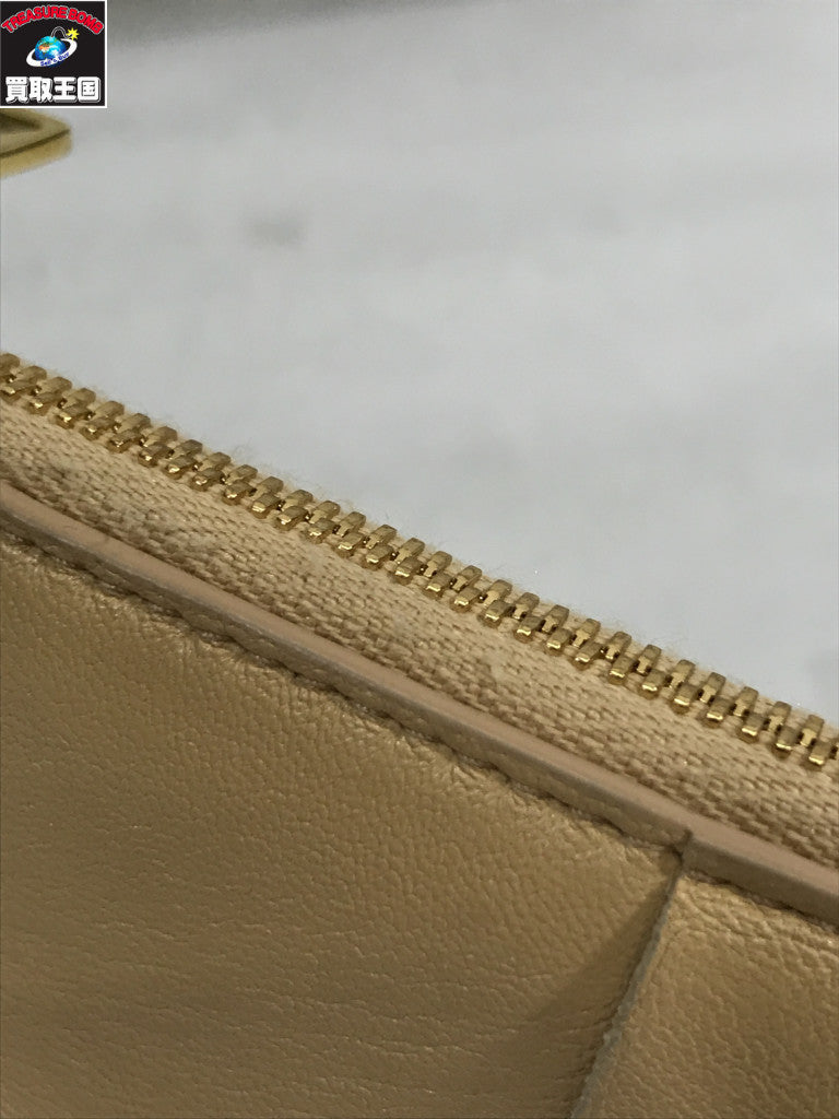 BOTTEGA VENETTA マキシイントレチャート カードケース