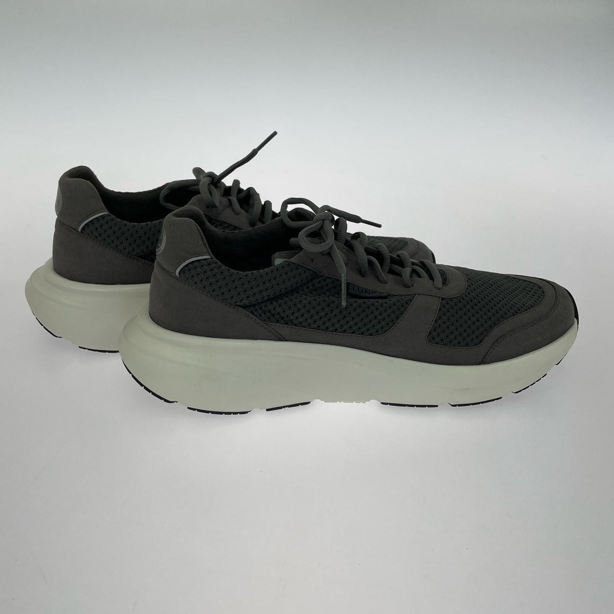 スニーカー LUNGE GERMANY VIVO GRY グレー