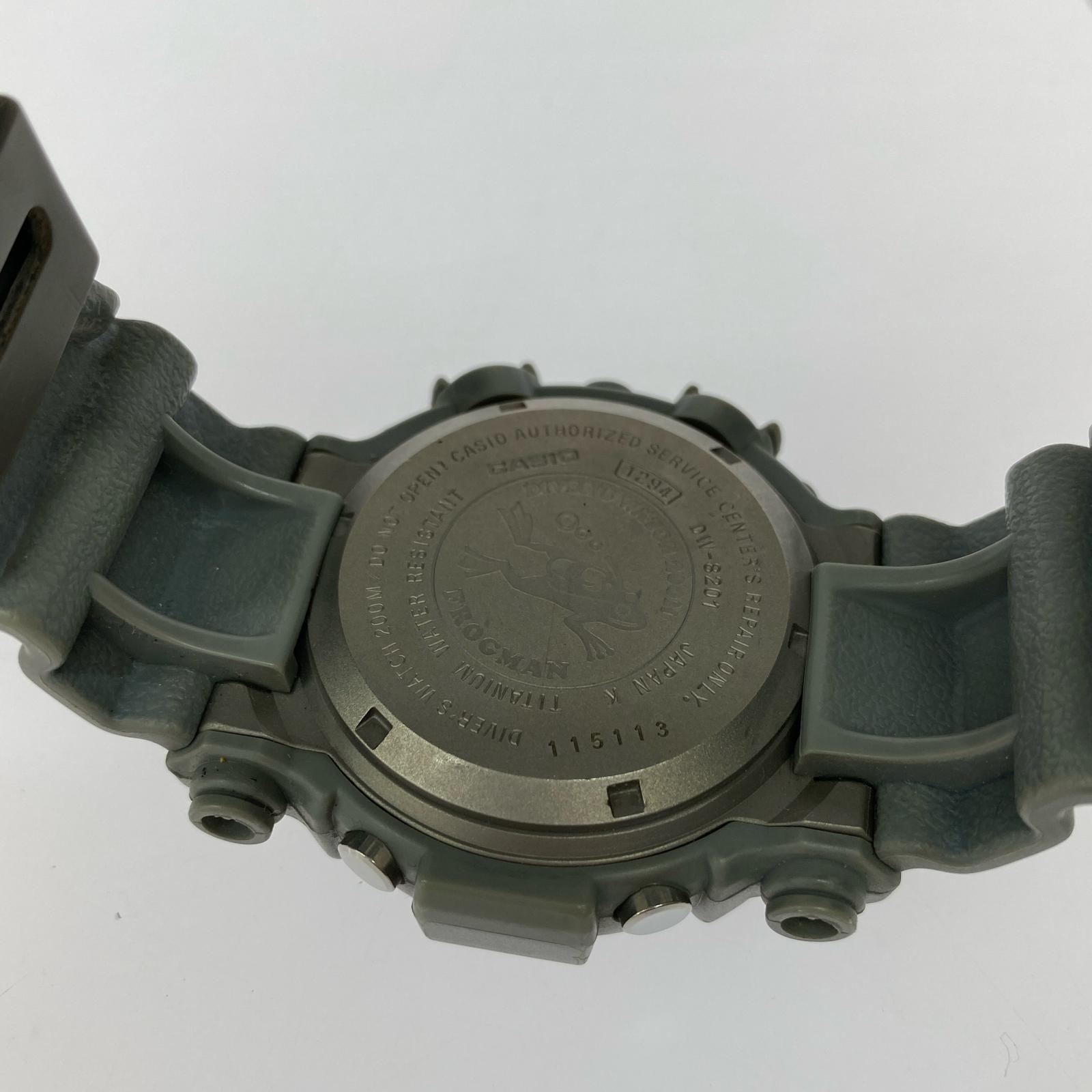 腕時計 CASIO G-SHOCK グレー
