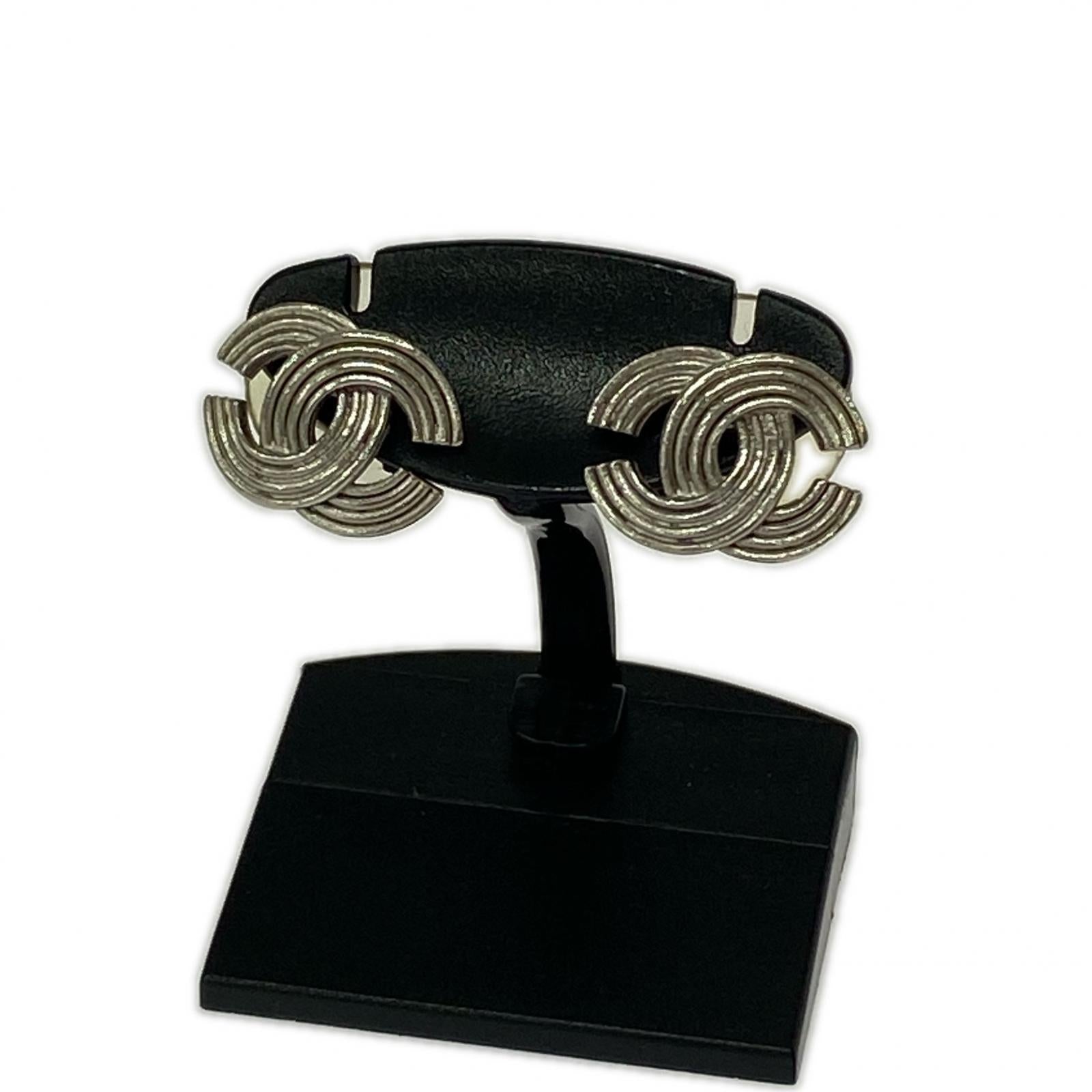 CHANEL ピアス ペア