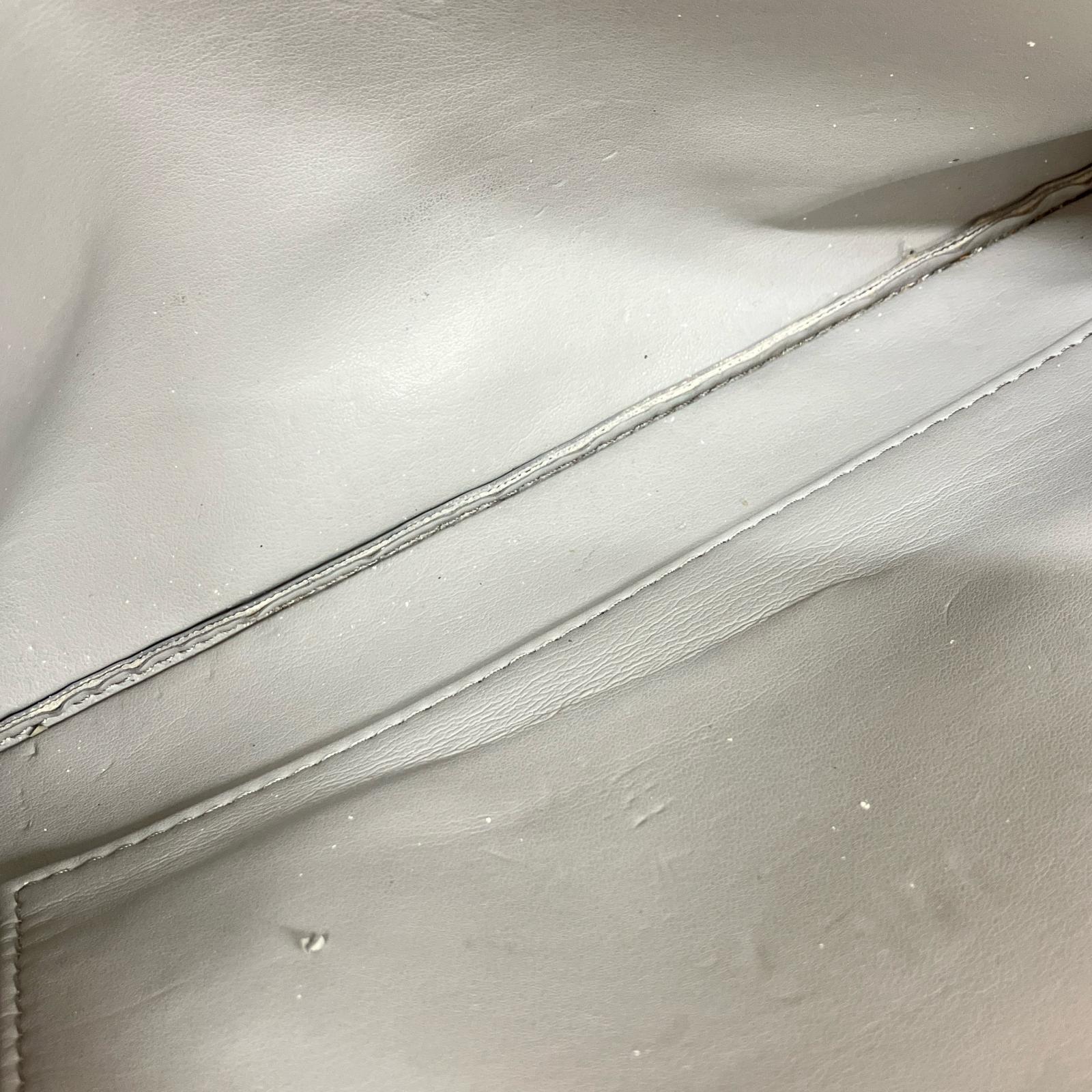 その他バッグ クラッチバッグ グレー