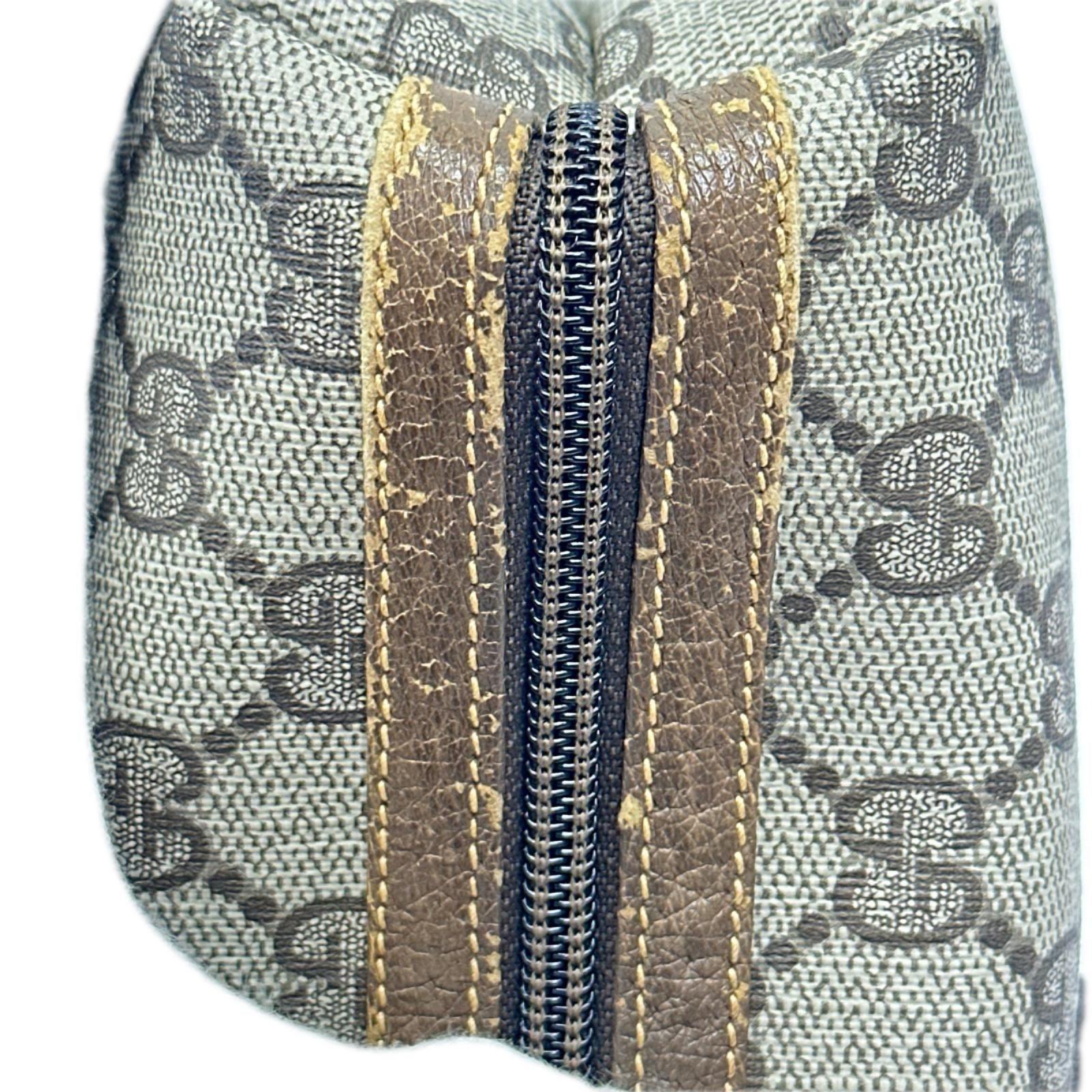 GUCCI GGクラッチバッグ