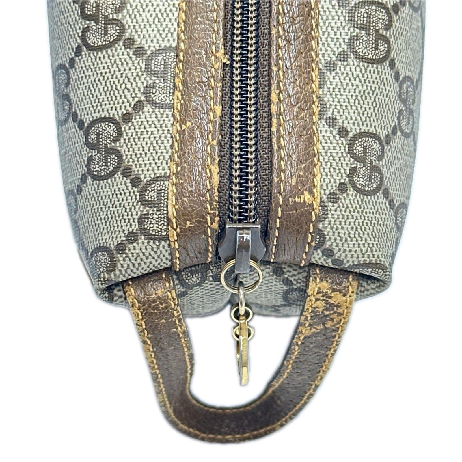 GUCCI GGクラッチバッグ