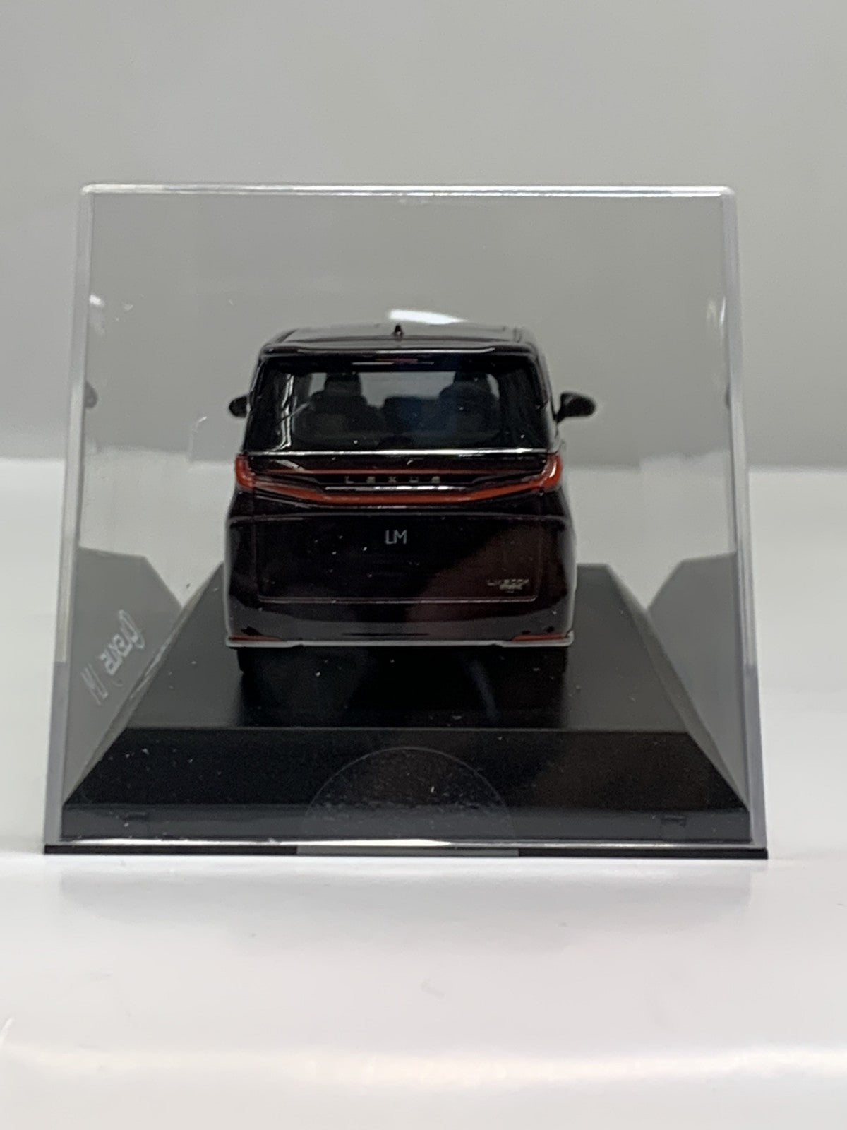 京商 1/43 レクサスLM スケールカー