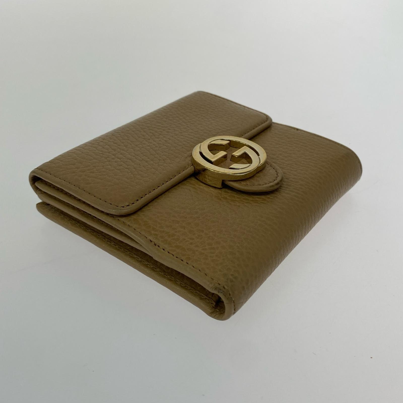 GUCCI インターロッキングG 二つ折り財布