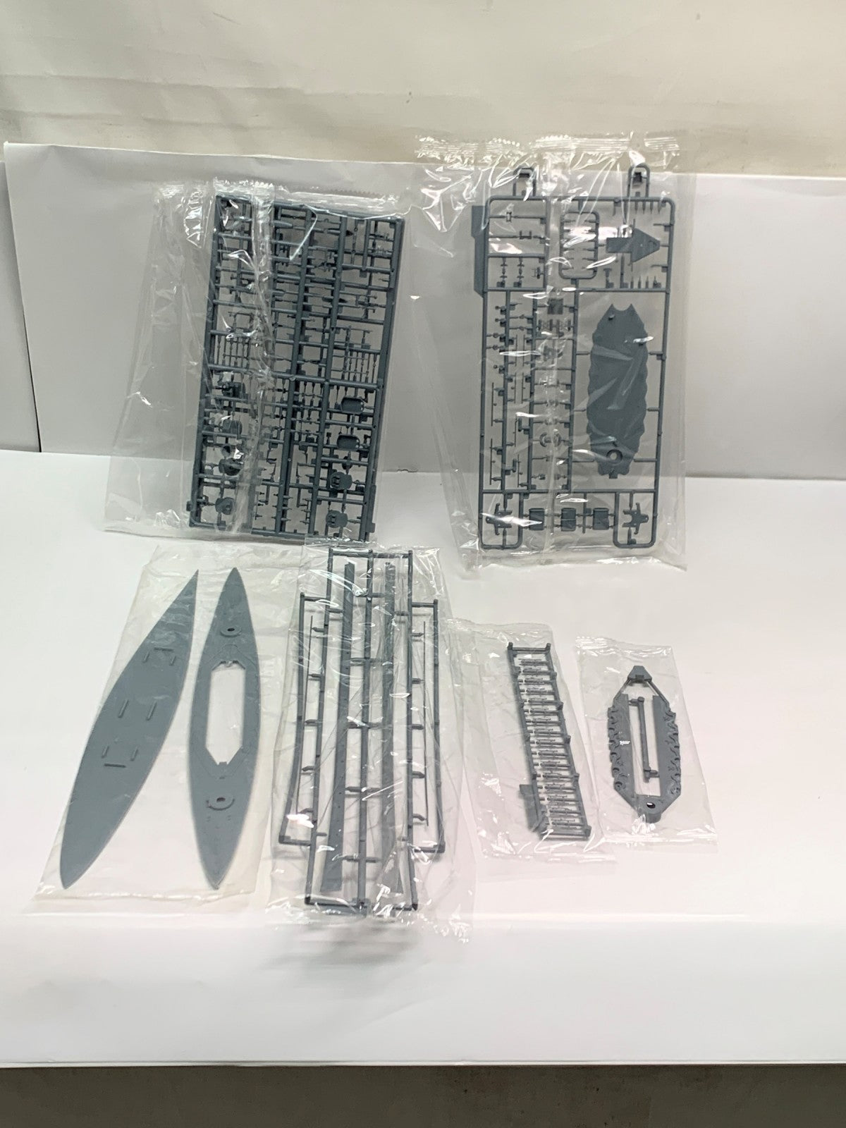 1/700 ドイツ海軍巡洋戦艦リュッツオウ 1916 コレクターズエディション ミリタリープラモ
