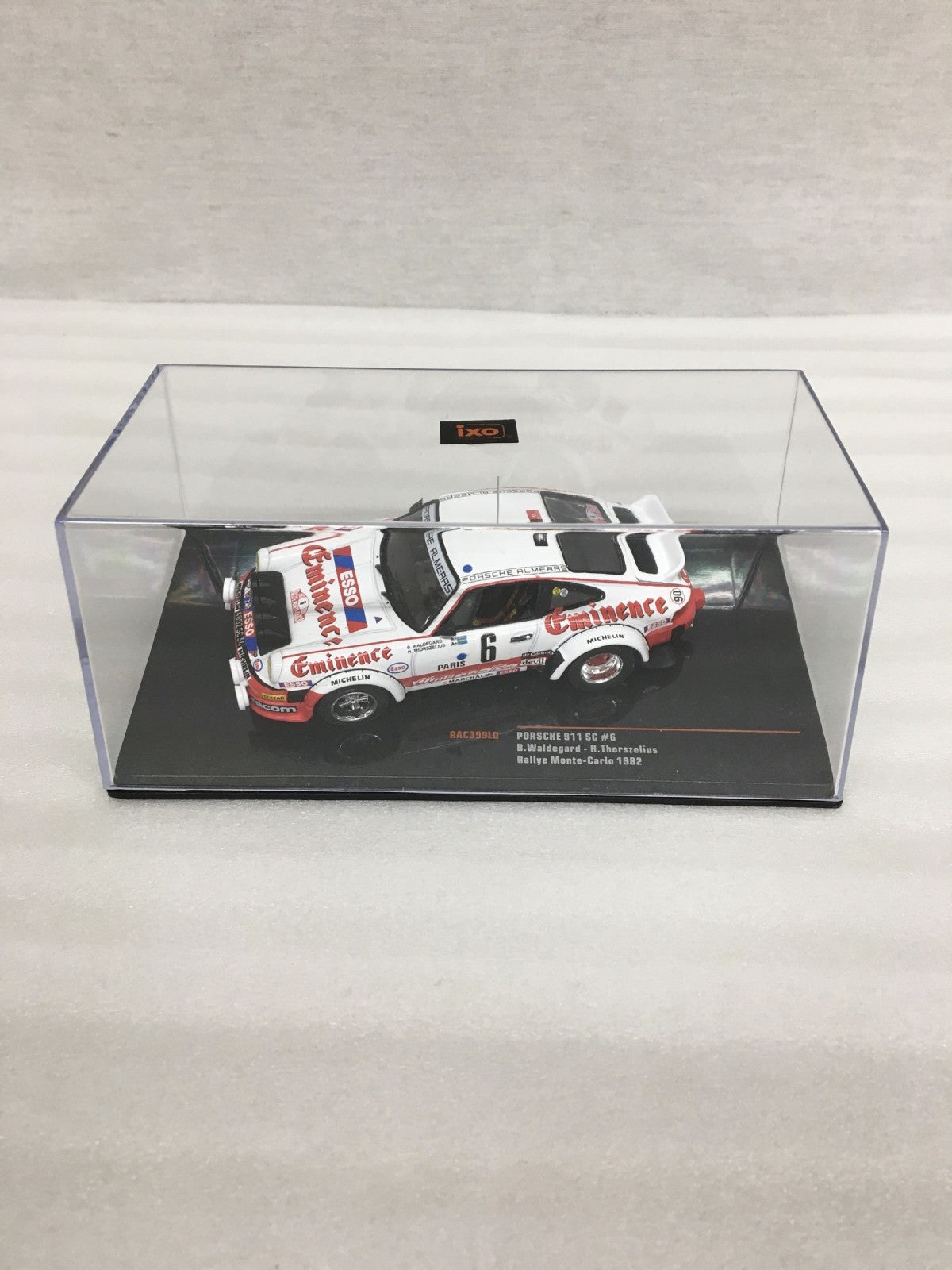 ixo ポルシェ 911 1982 スケールカー