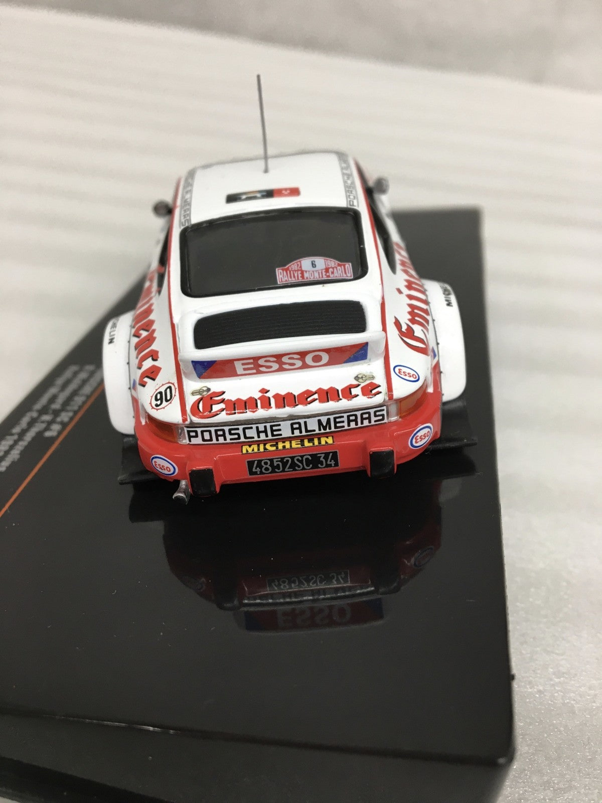 ixo ポルシェ 911 1982 スケールカー