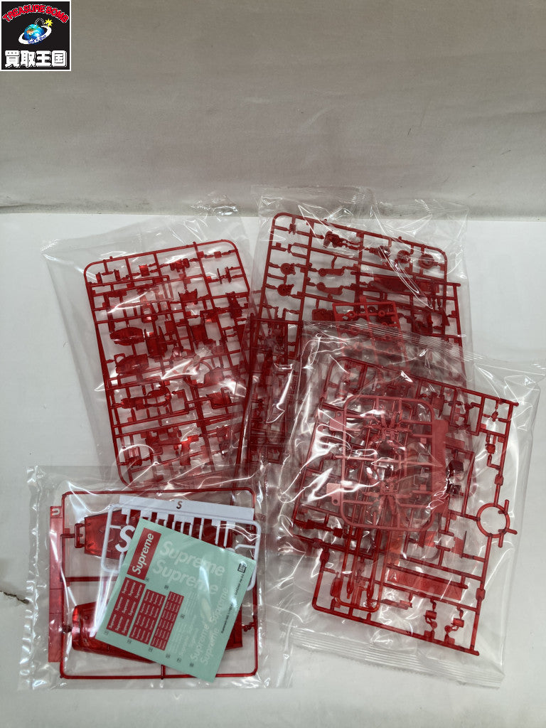 Supreme MG 1/100 RX-78-2 ガンダム Ver.3.0 ガンプラ