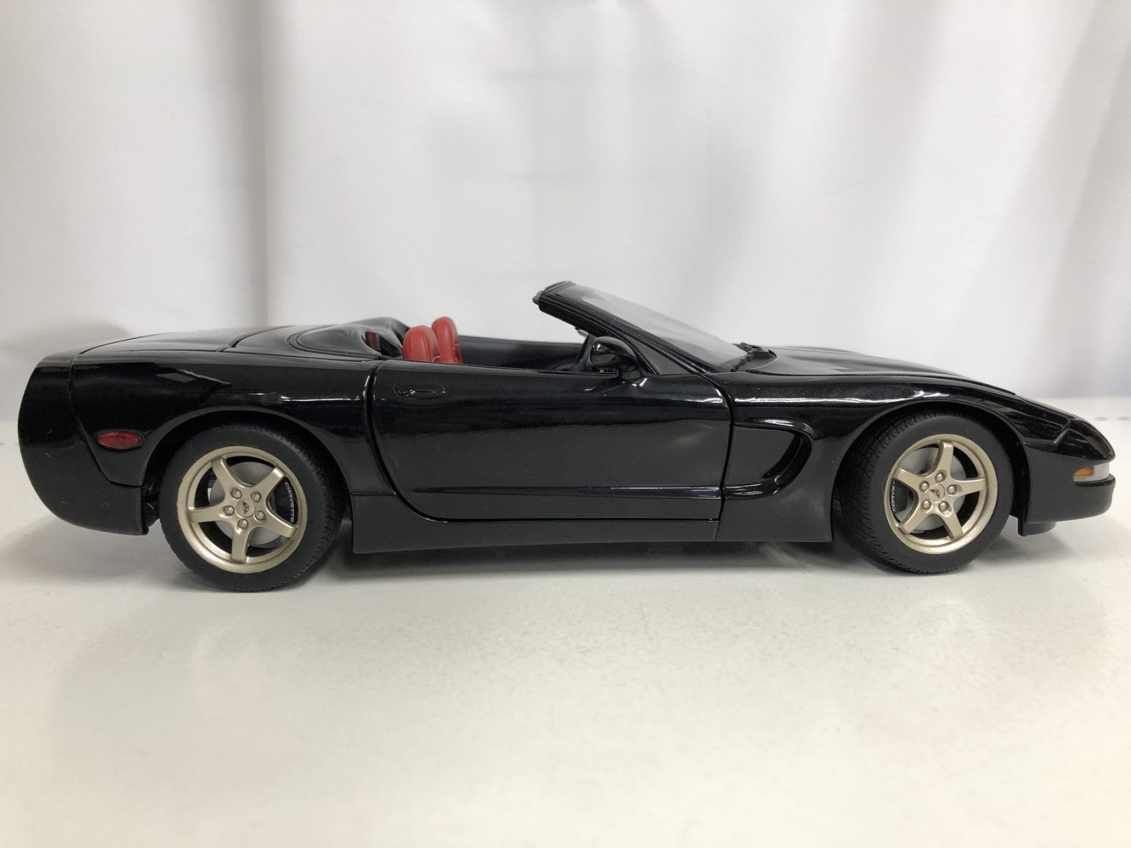 シボレーコルベット 1998 コンバーチブル ブラック スケールカー
