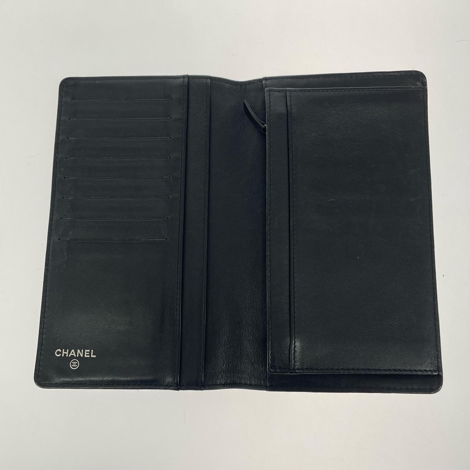 CHANEL キャビアスキン 長財布