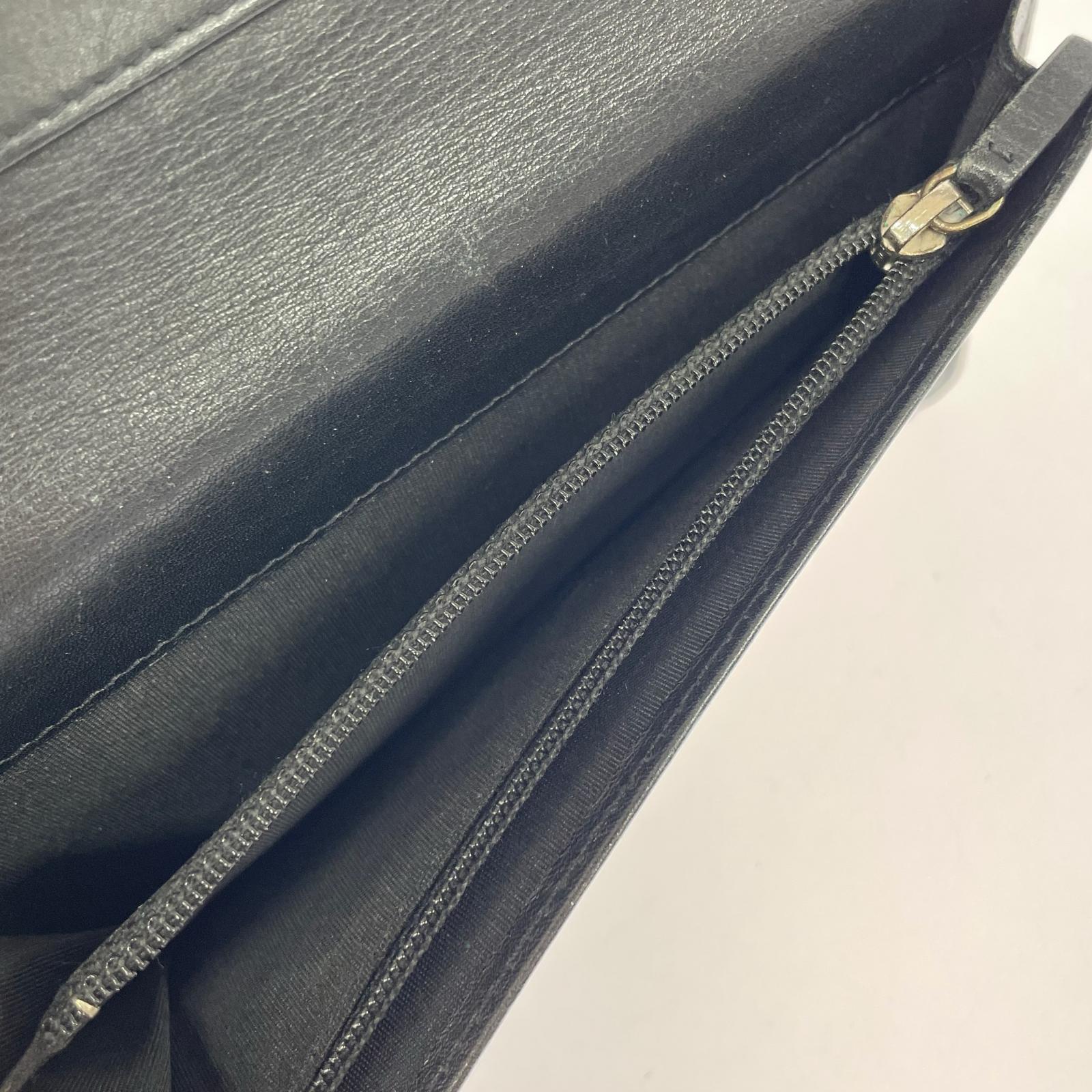 CHANEL キャビアスキン 長財布