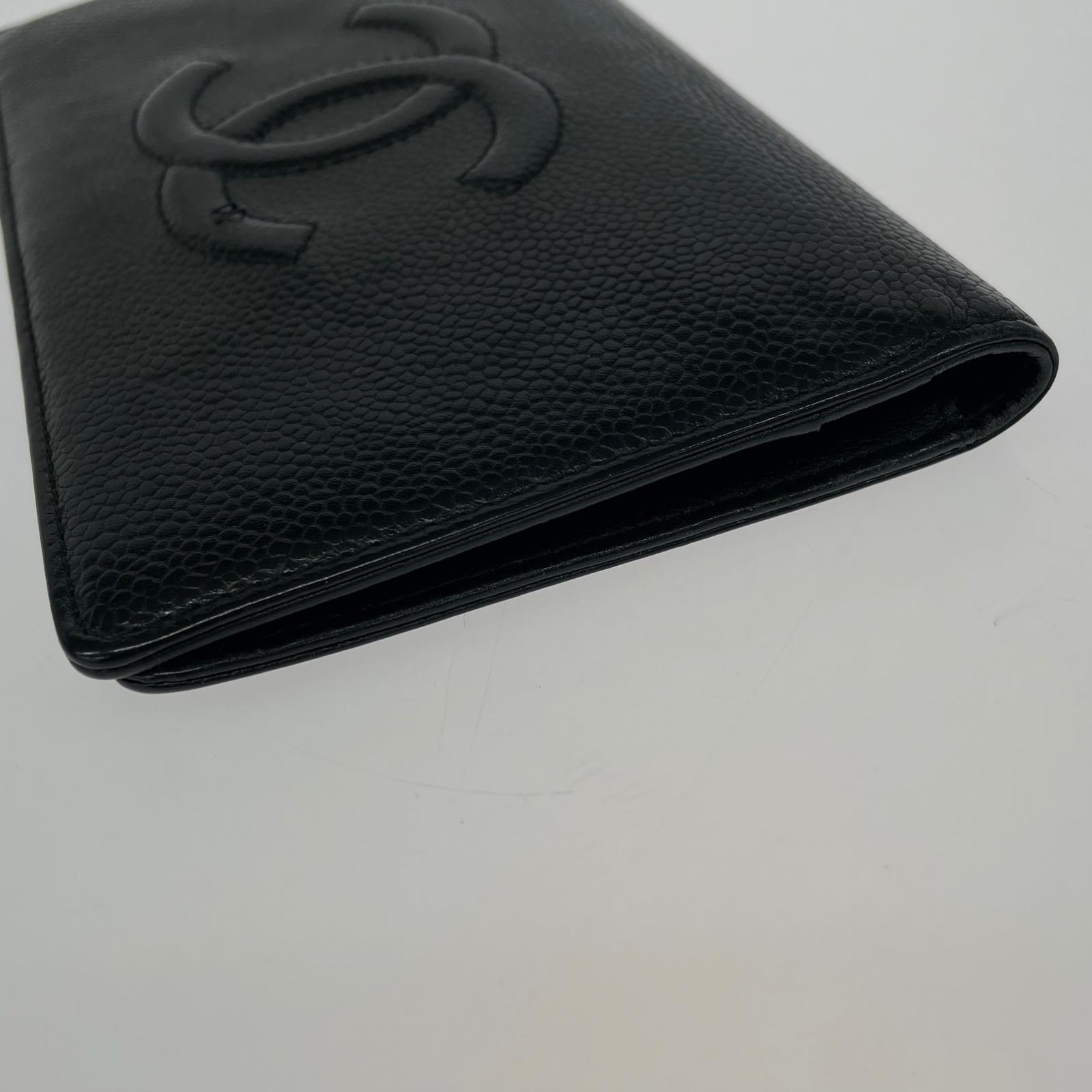 CHANEL キャビアスキン 長財布