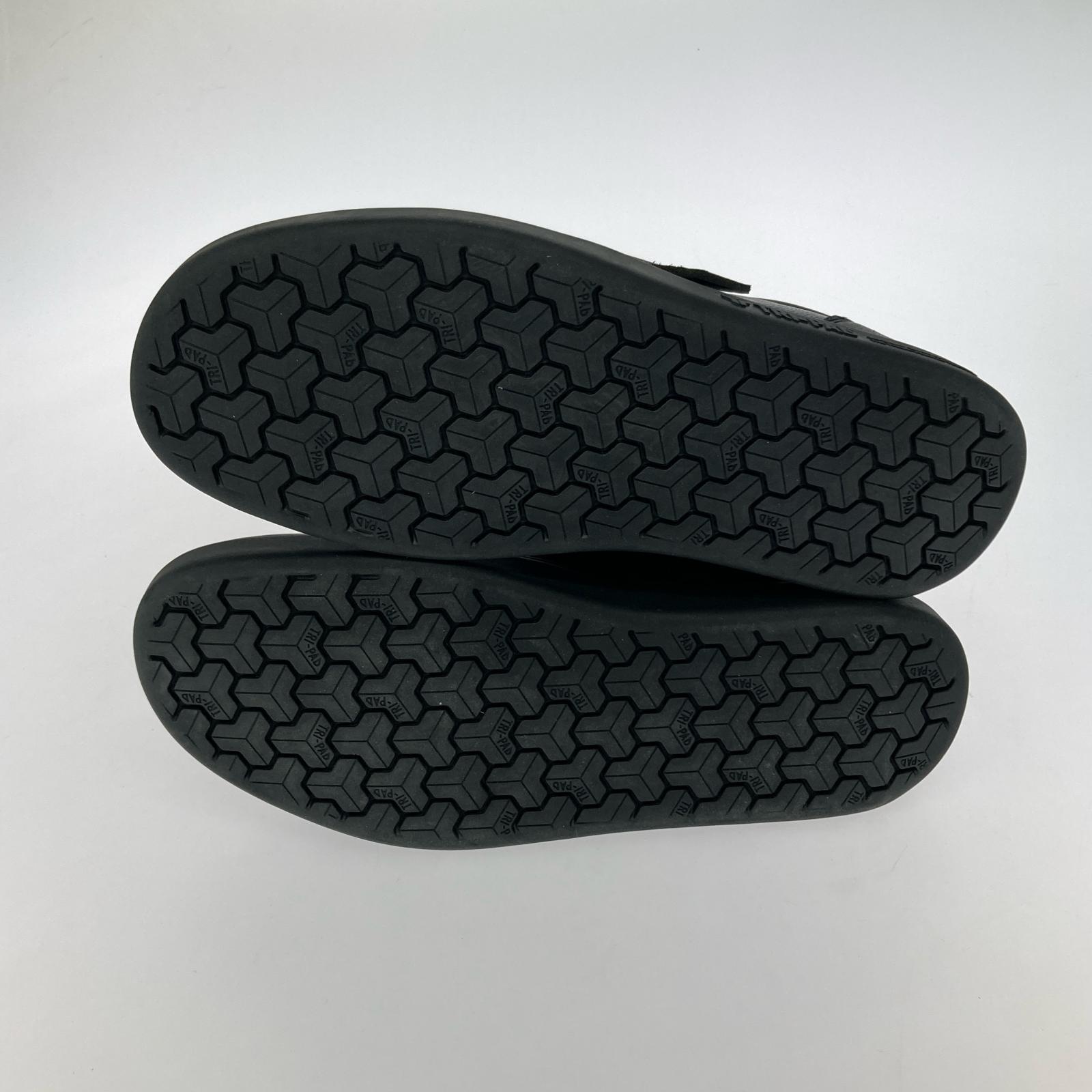 シューズ ONE STRAP TRIPAD 黒 (8) ブラック