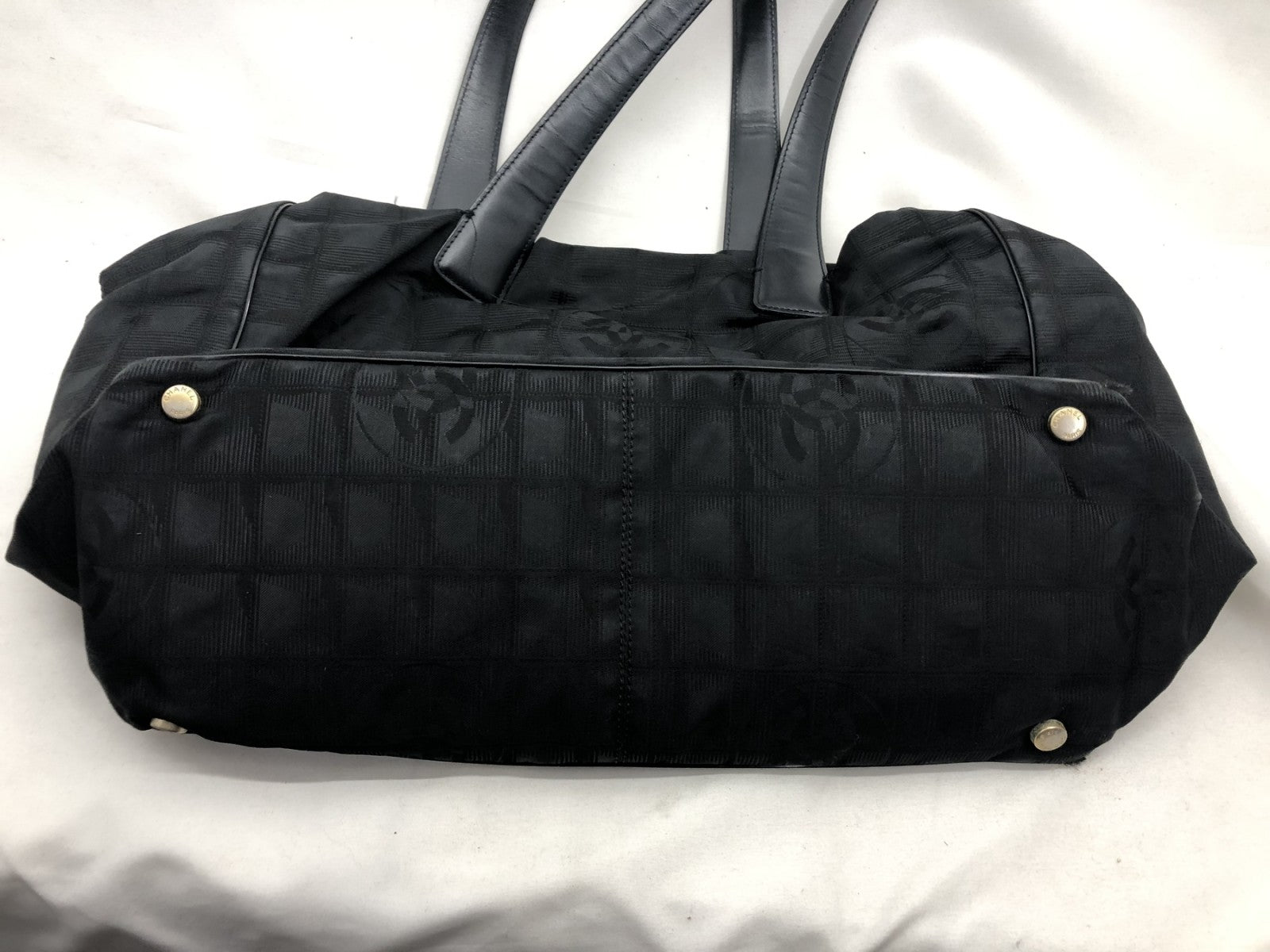 CHANEL ニュートラベルライン ナイロントート