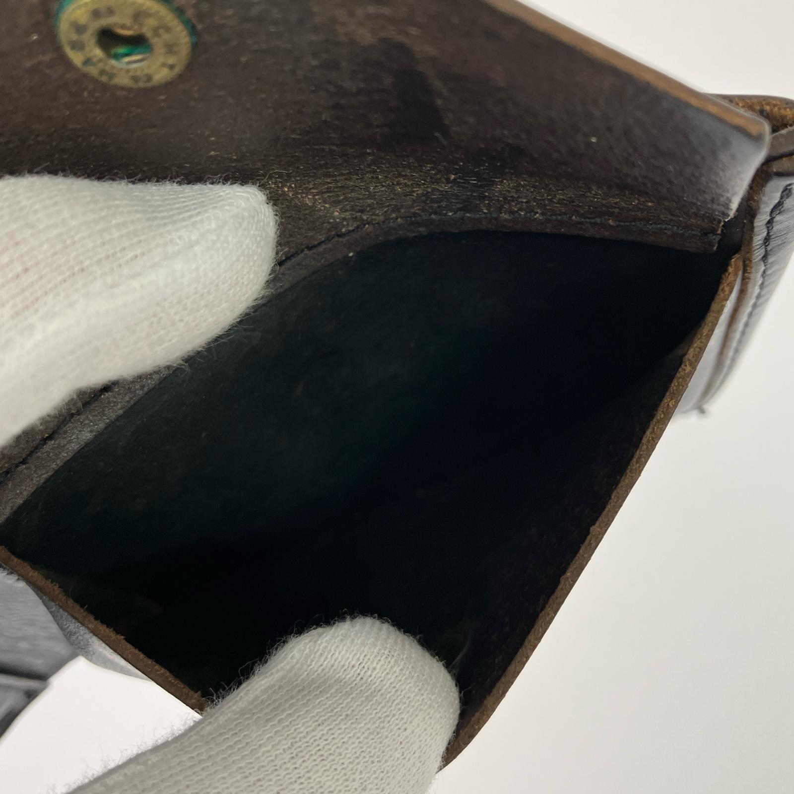 コンパクトウォレット 二つ折り財布 黒 ブラック