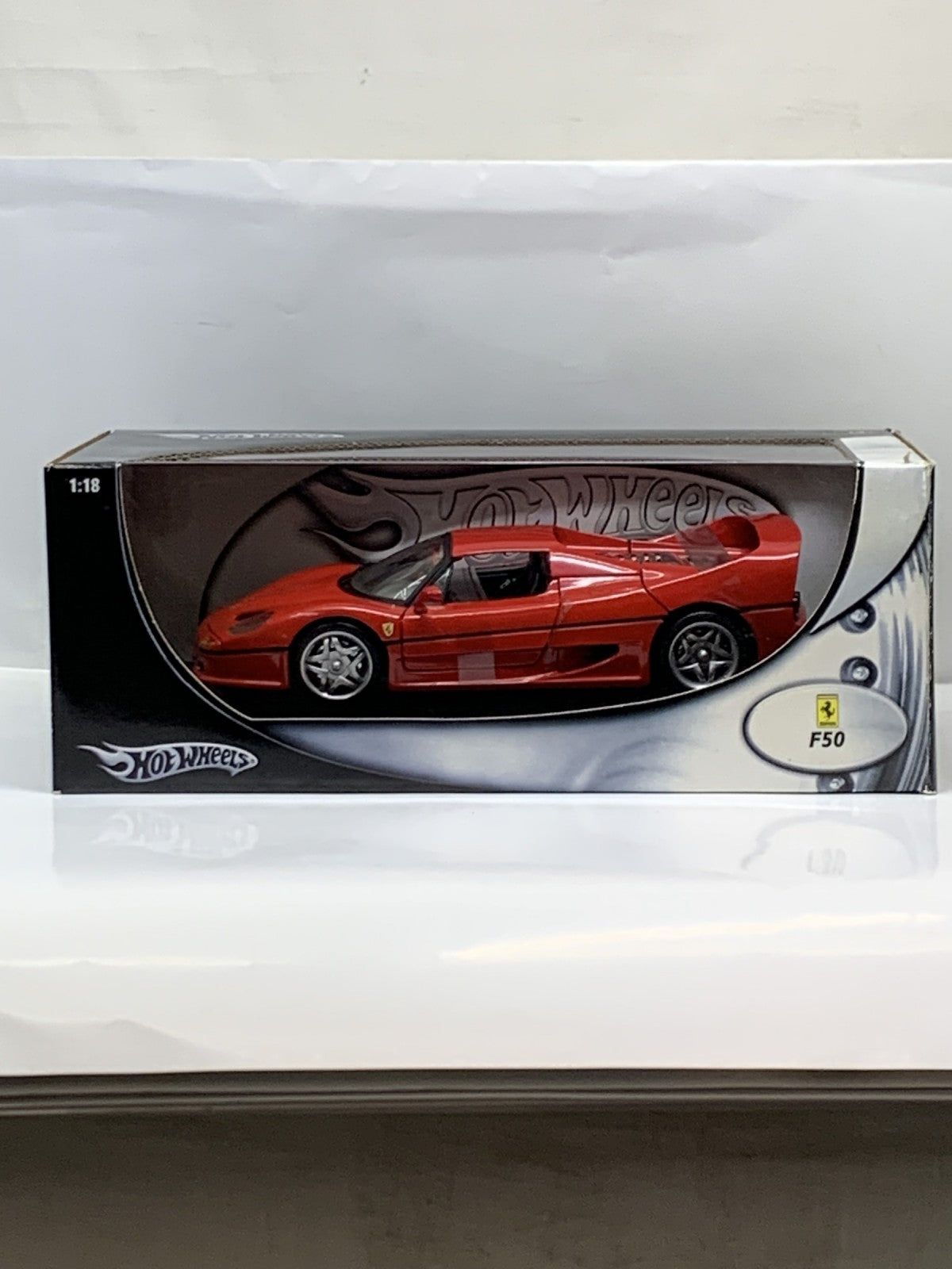 Hot Wheels F50 レッド スケールカー