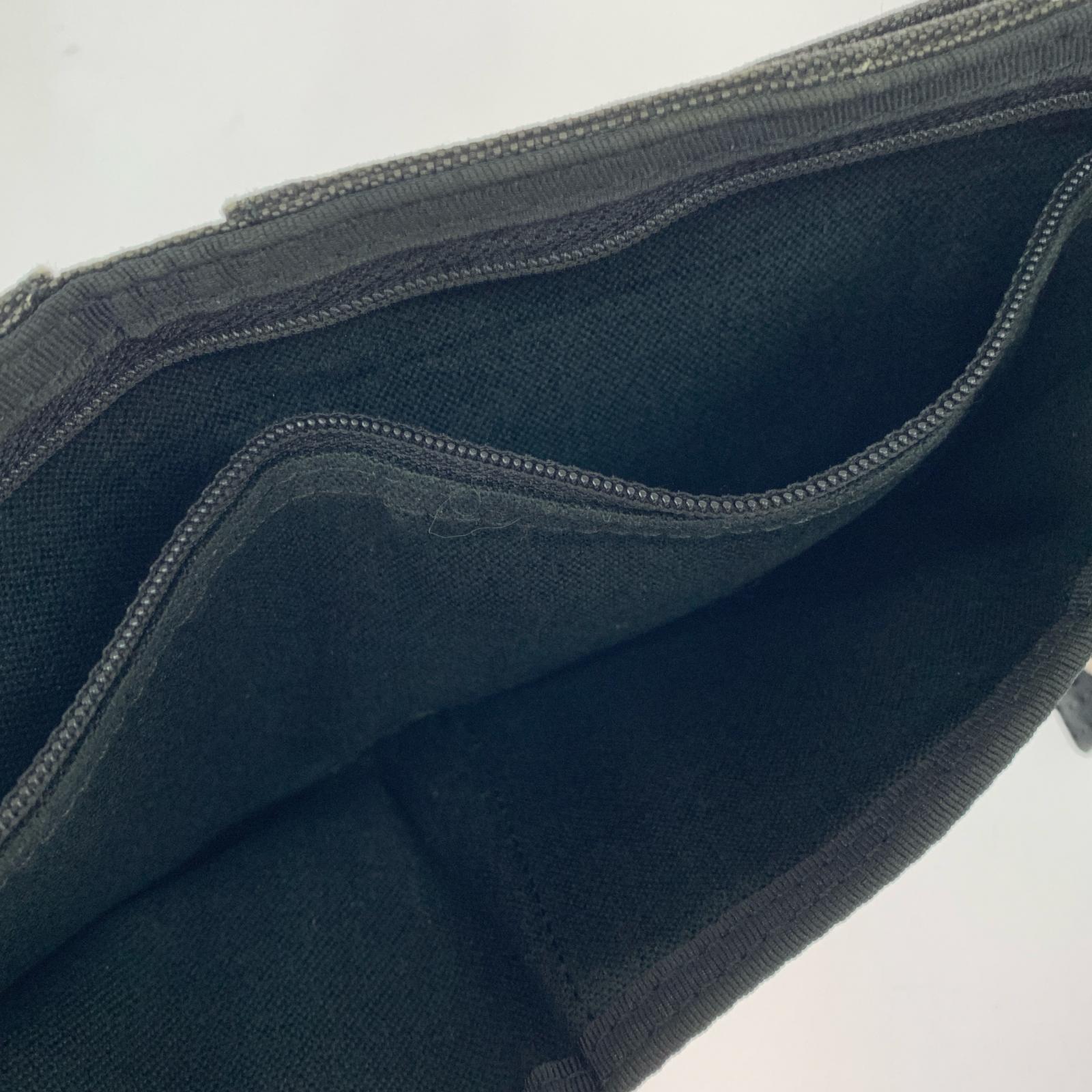 コンパクトウォレット SMOKY 三つ折り ブラック